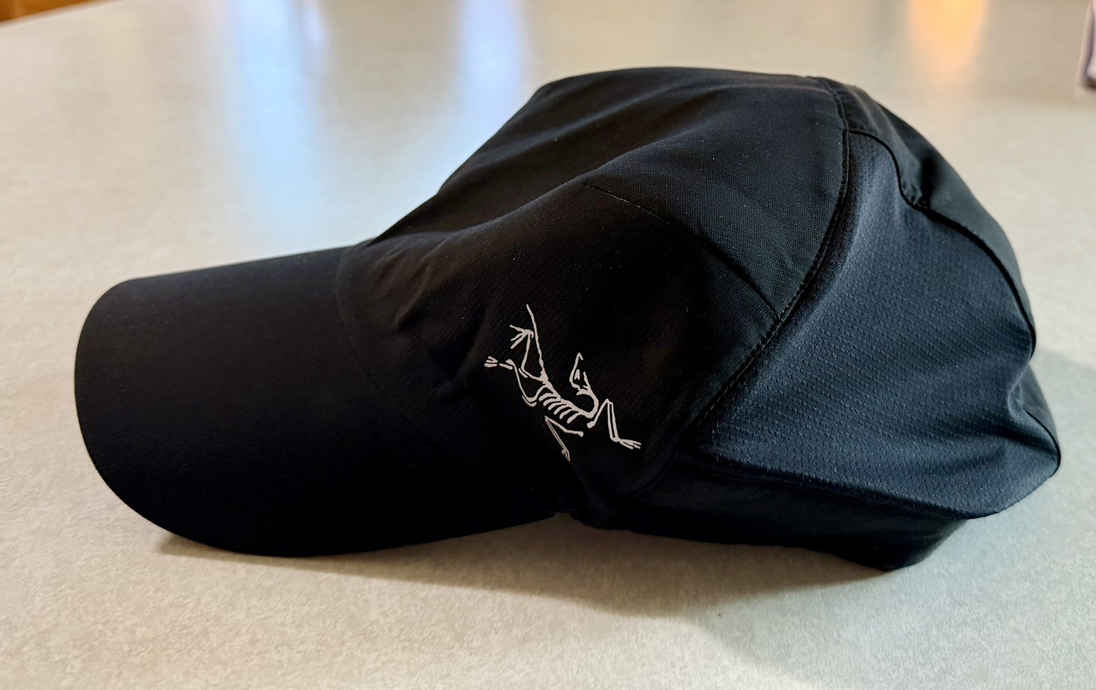 Arc’teryx Calvus Cap Performance Running Hat Black Lightweight Breathable L/XL