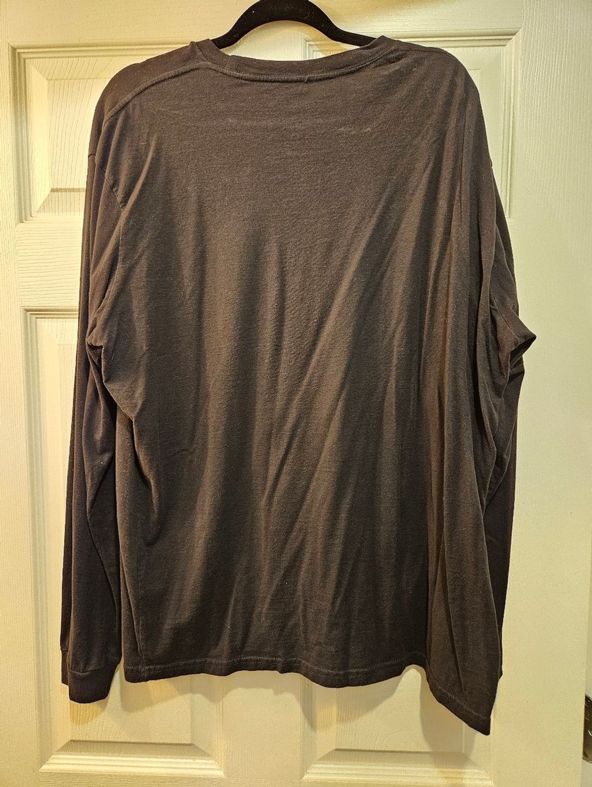 Volcom Men’s Long Sleeve Tee in Black with White Logo