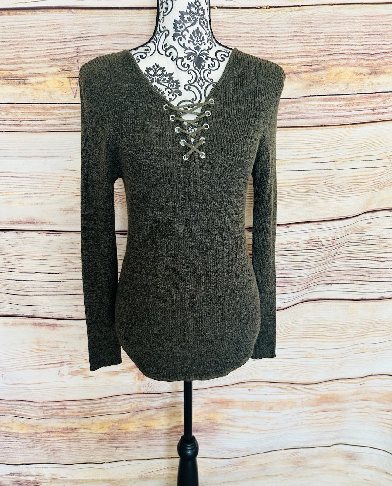 No Boundaries Juniors Green Olive Marl Lace Up Neck Long Sleeve Ribbed Sweater
