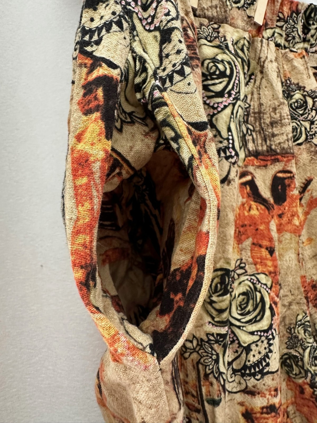 Women’s Egyptian Rose Print Capri Pants Pockets Cotton Blend Boho Pull On
