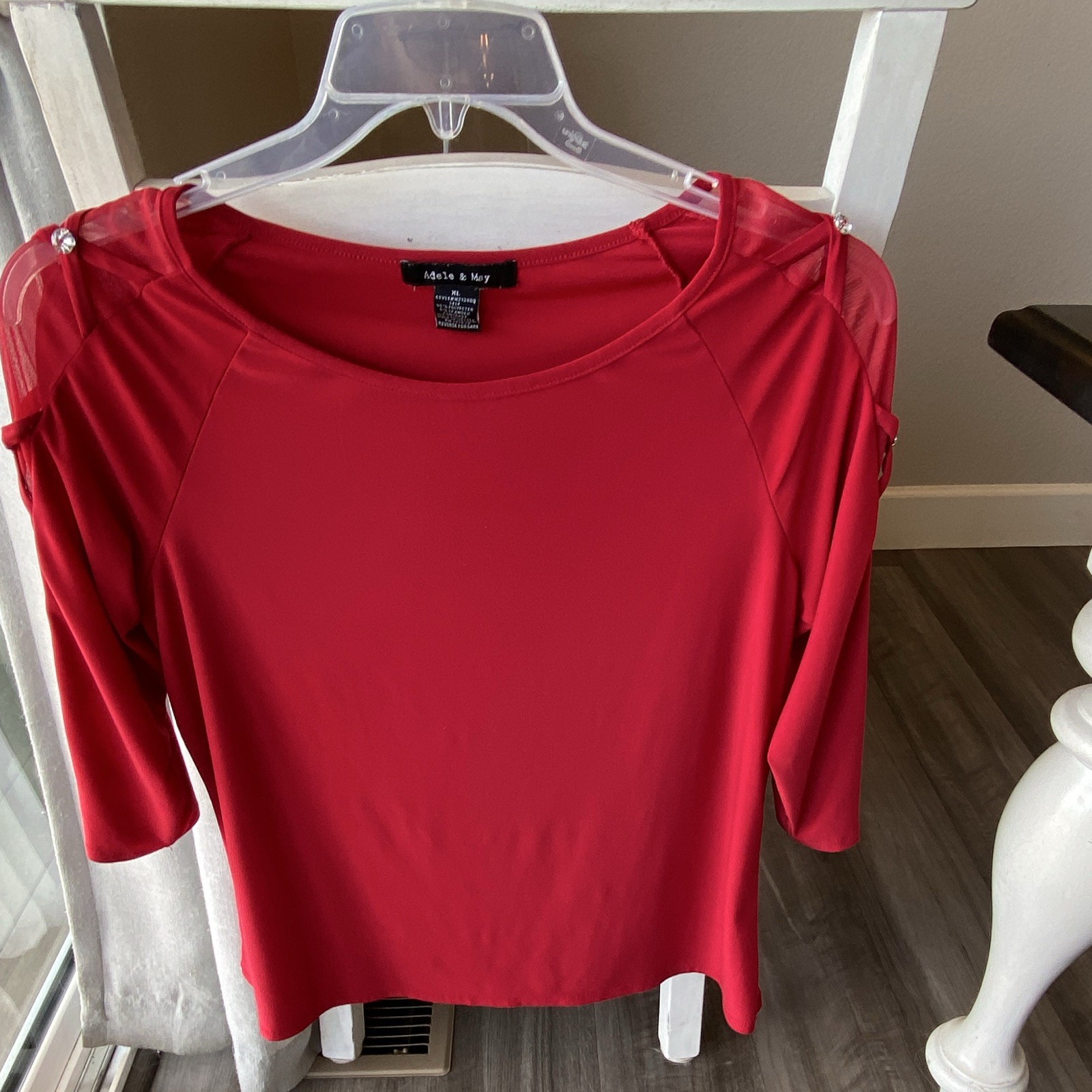Adele & May Red Solid Knit Round Neck 3/4 Sleeve Button Stretch Top XL