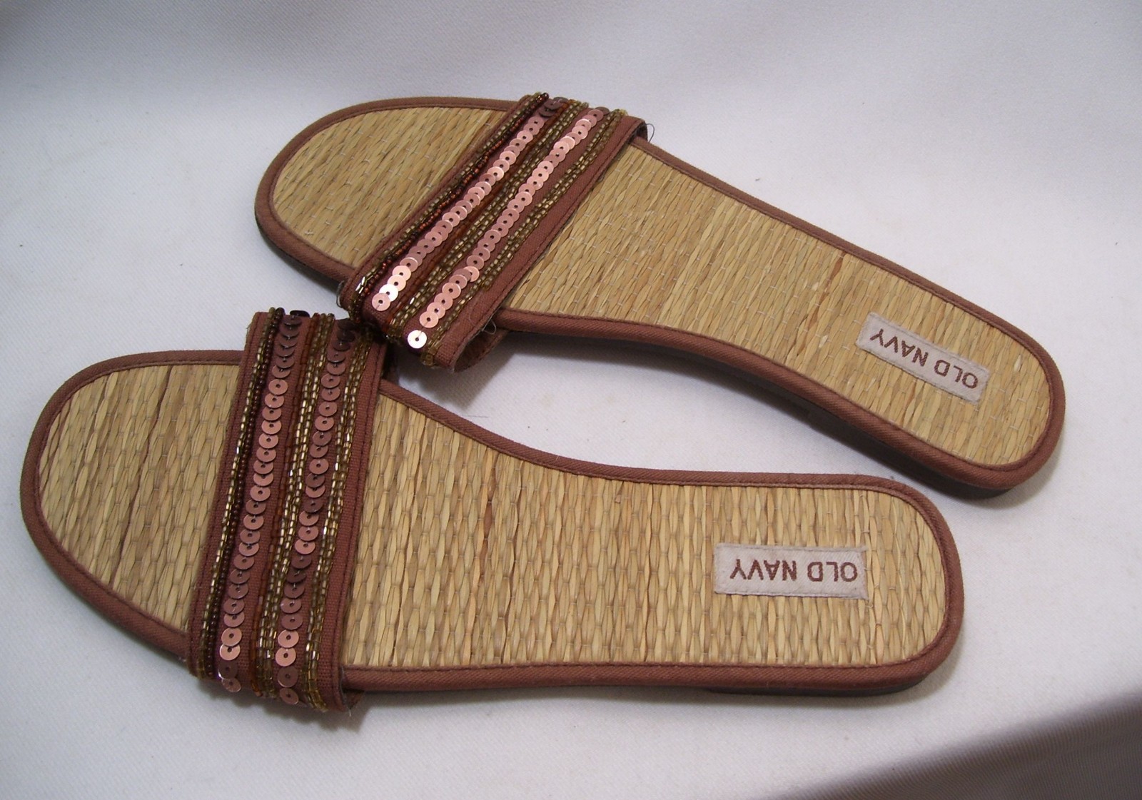 OLD NAVY Women’s Slippers Flat Shoes Brown Size 8 Sequins & Beaded Band New