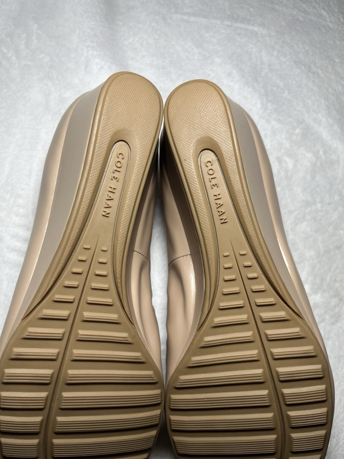 Cole Haan Leather 1 Inch Ballet-Inspired Wedge Pumps Size 8