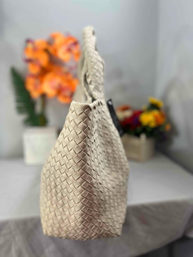 NWT FALORNI ITALIA LE BORSE Naturale/ Nero Hand Woven Canvas Tote Bag F3034
