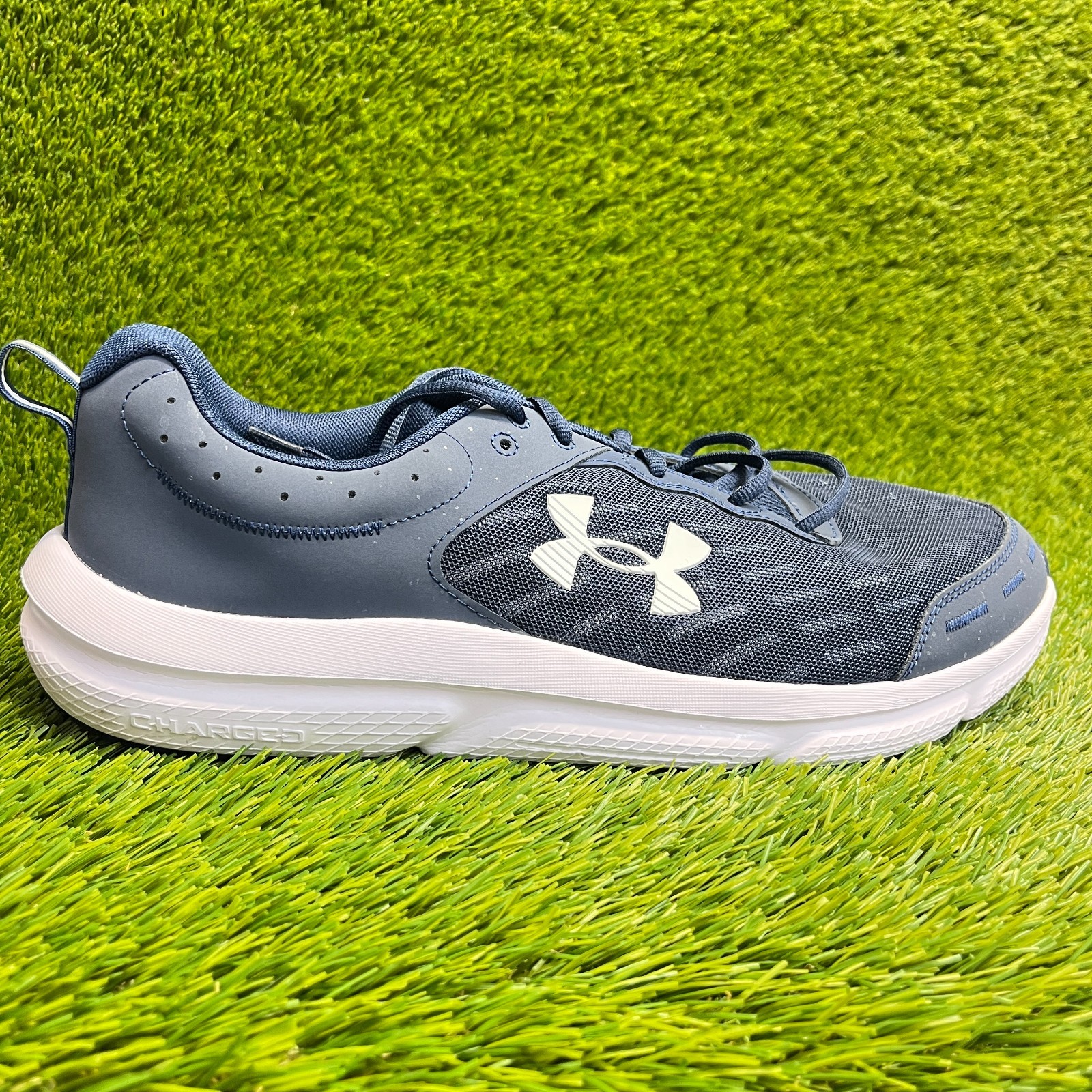 Under Armour Charged Assert 10 Mens Size 13 Blue White Athletic Running Shoes