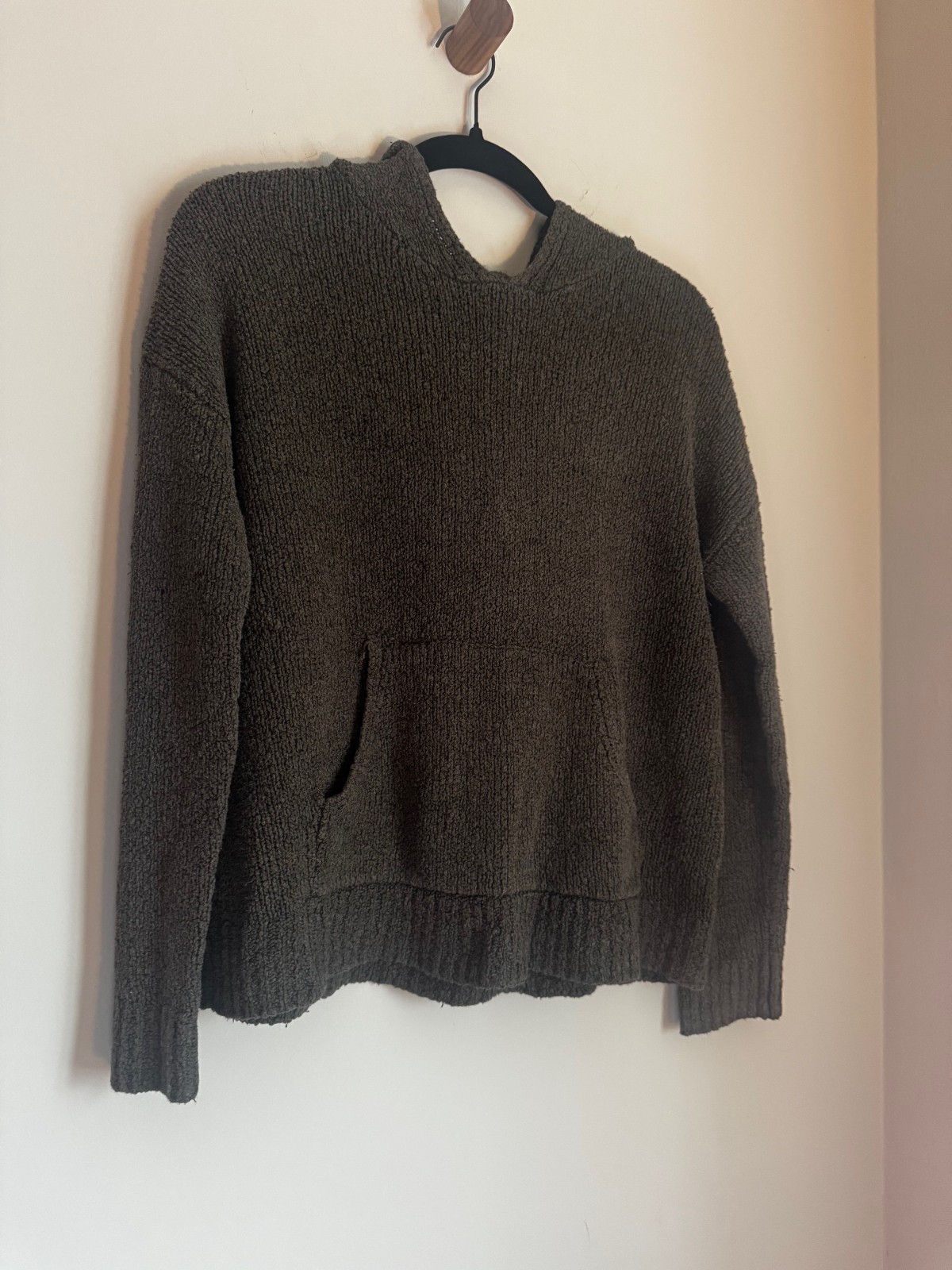 Marled Reunited clothing Size S hooded sweater knitted olive green front pocket
