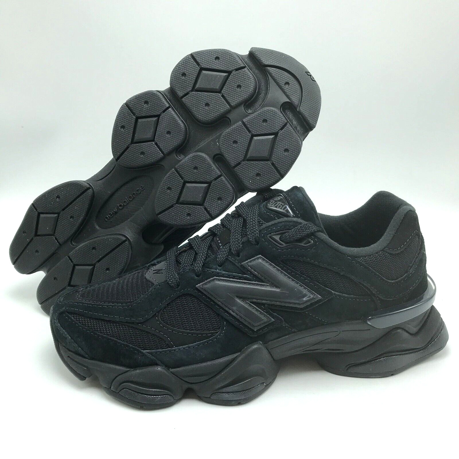 New Balance 9060 Triple Black Men’s Shoe U9060BPM sz 8-13