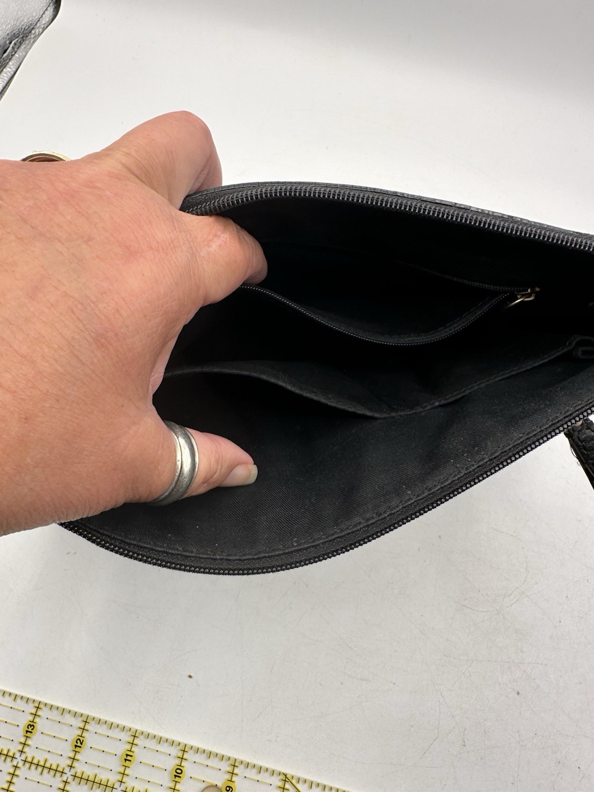 Fossil SHB 1112 Purse Black Leather Crossbody Or Shoulder 58” Adjustable Strap