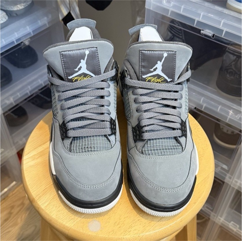 Jordan Air Jordan 4 Retro Cool Grey. Size 8.5
