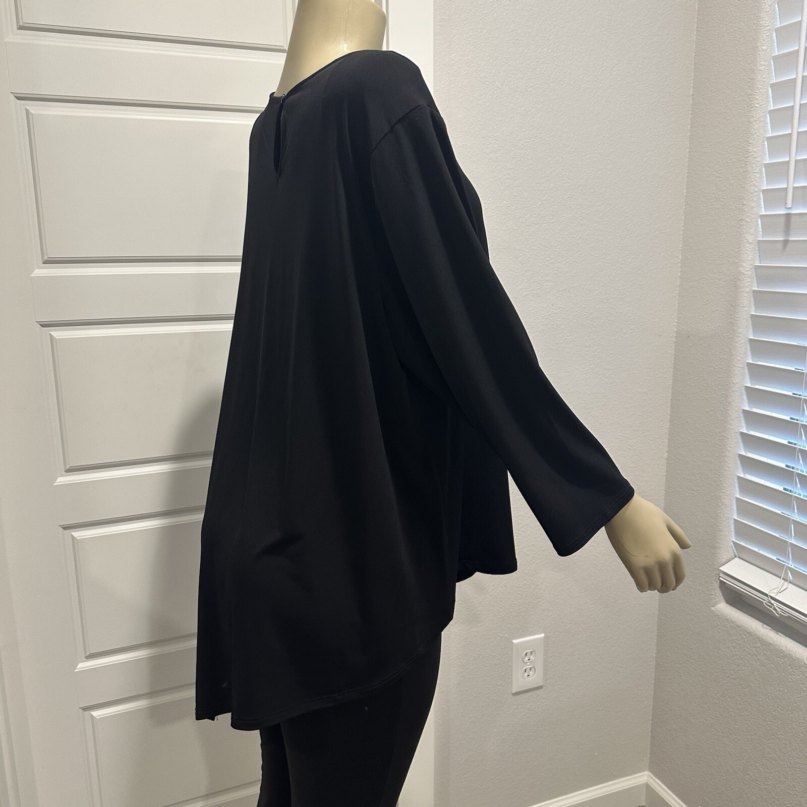 Chico’s Size 3 XL Black Asymmetrical Artsy Tunic Shirt Top Slinky Lagenlook