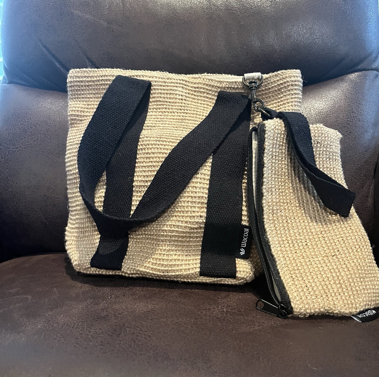 Wacoal Tote Purse Bag w Wristlet Wallet Jute & Cotton 12″X 10″ Snap Closure