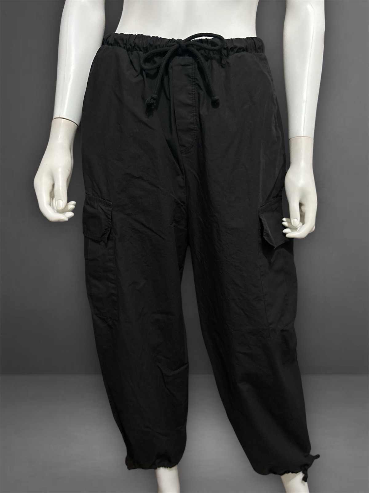 STATESIDE Women’s Black Structured Poplin Drawstring Cargo Pants Size XS