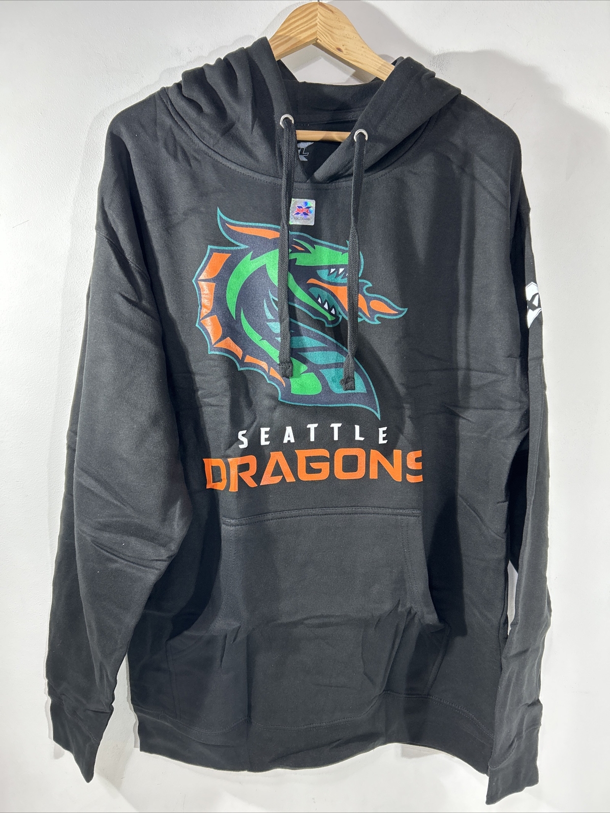SEATTLE DRAGONS Football Pullover Sweatshirt Black Hoodie XFL Size: LARGE