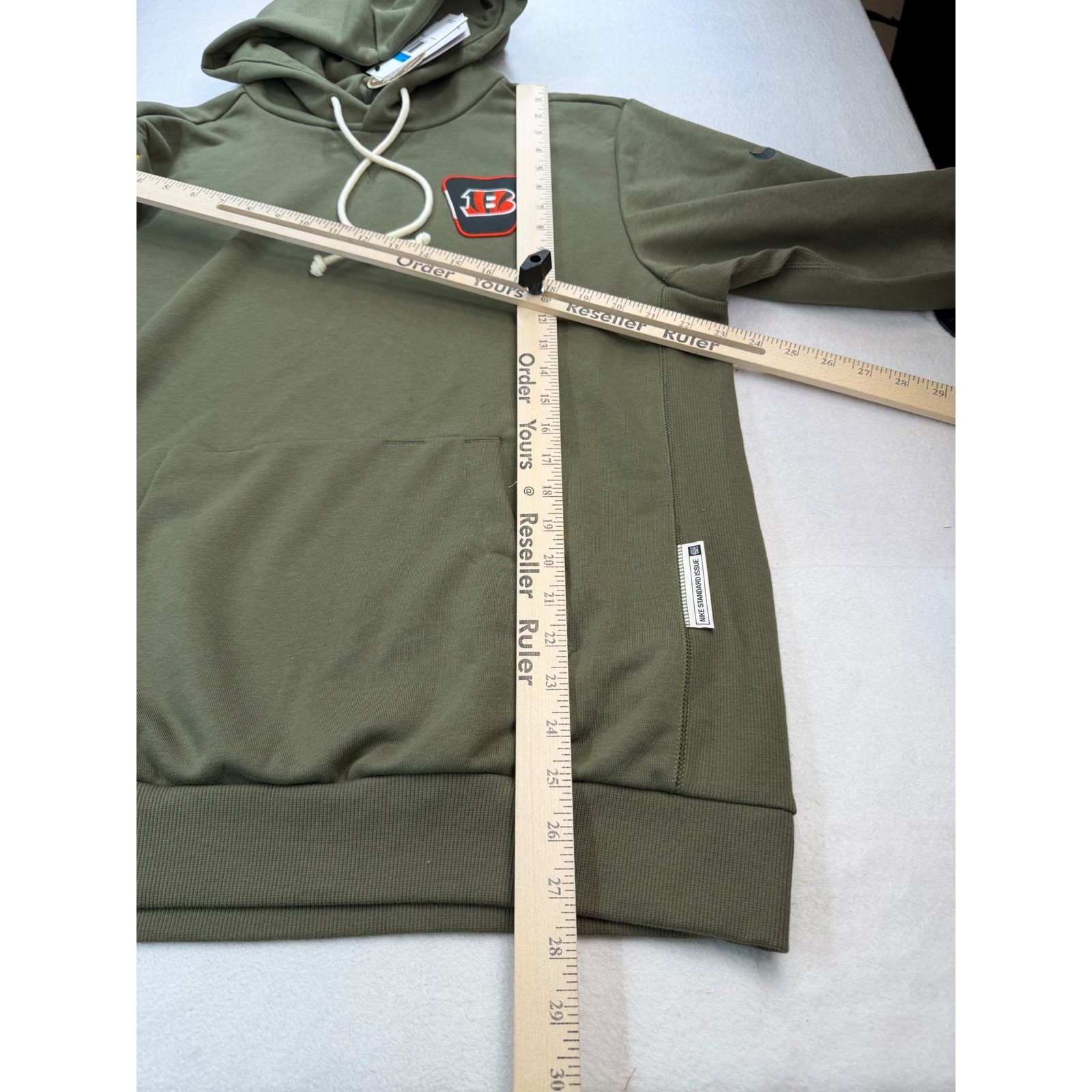 Nike Cincinnati Bengals Salute To Service Olive Dri-FIT Hoodie Medium NWT ($115)