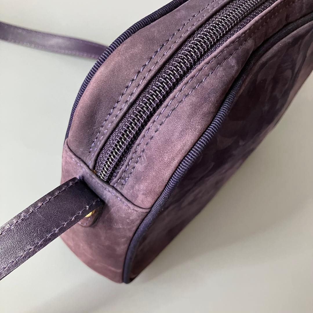 Ferragamo Vara Suede Leather Shoulder Bag 6.3×7.9×2.8in Used
