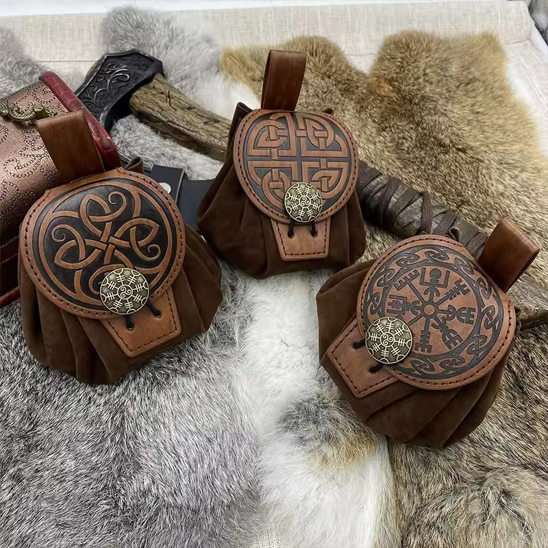 Steampunk Medieval Punk Style Fanny Packs for Men Pu Leather Coin Purse Hangable