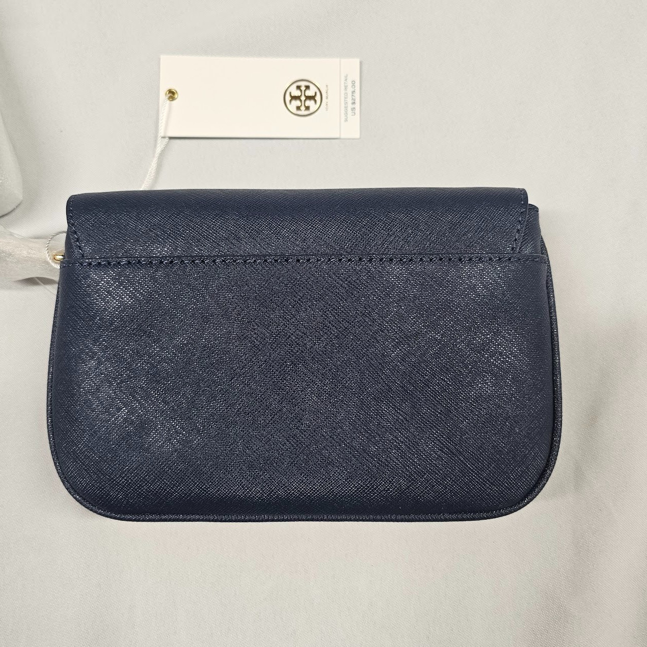 Tory Burch Description Robinson Clutch / Cross Body NAVY style# 33639