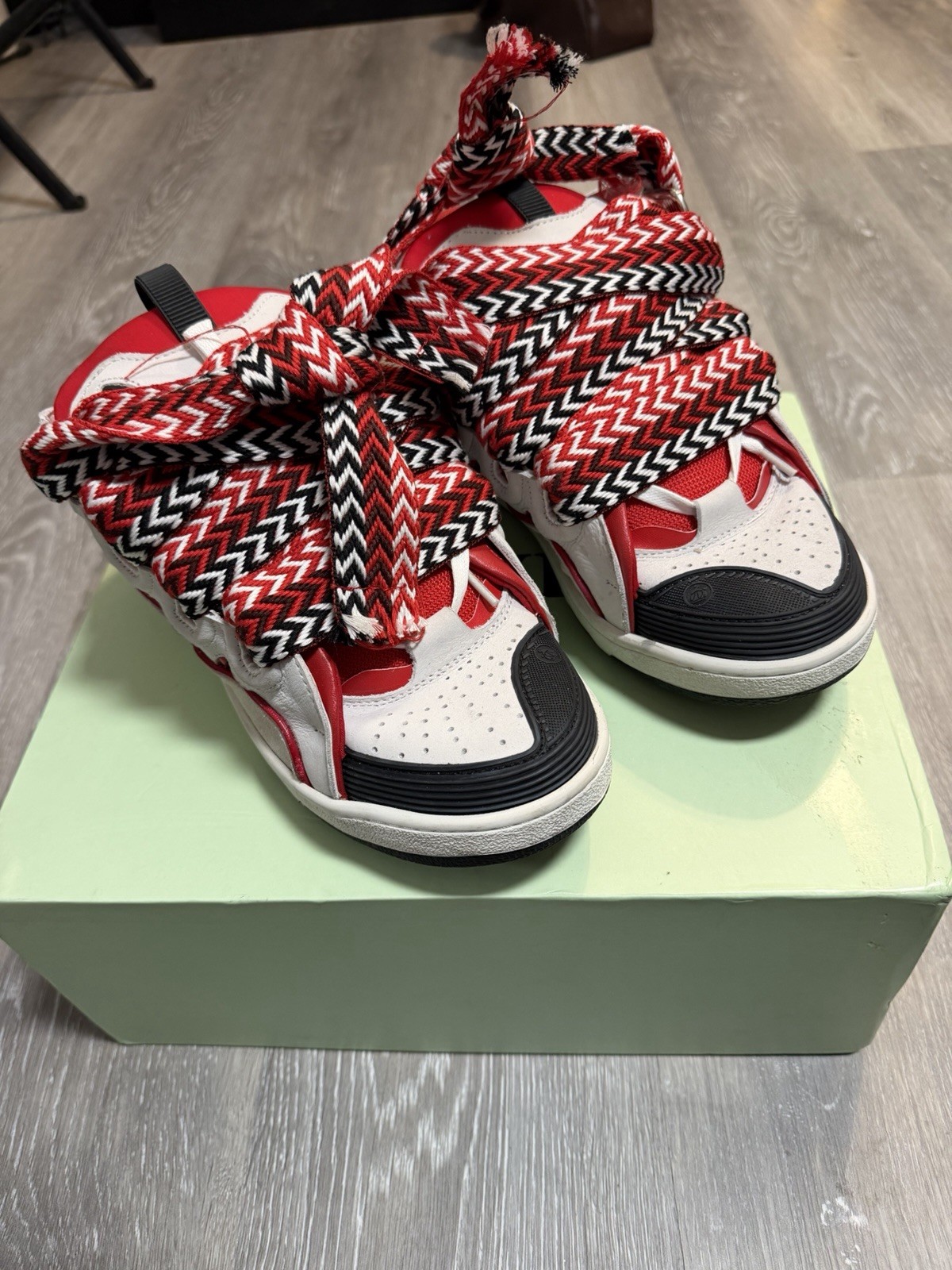 Lanvin size Men’s size 8 Y2K Sneakers White/Red/Black Leather lace-up