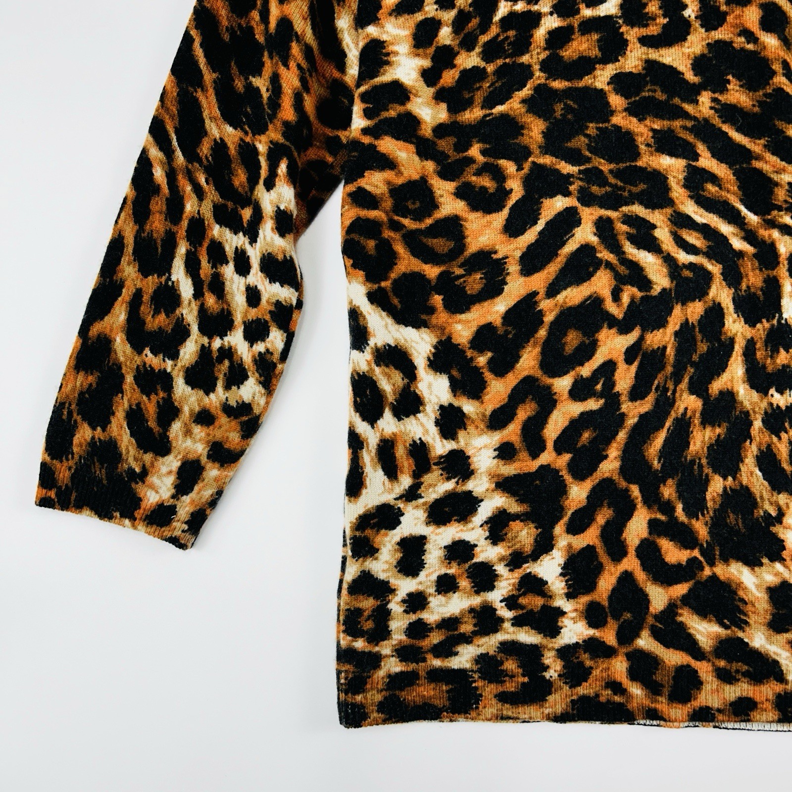 Talbots Womens 100% Cashmere Sweater Size S Animal Print Luxury Yacht Club