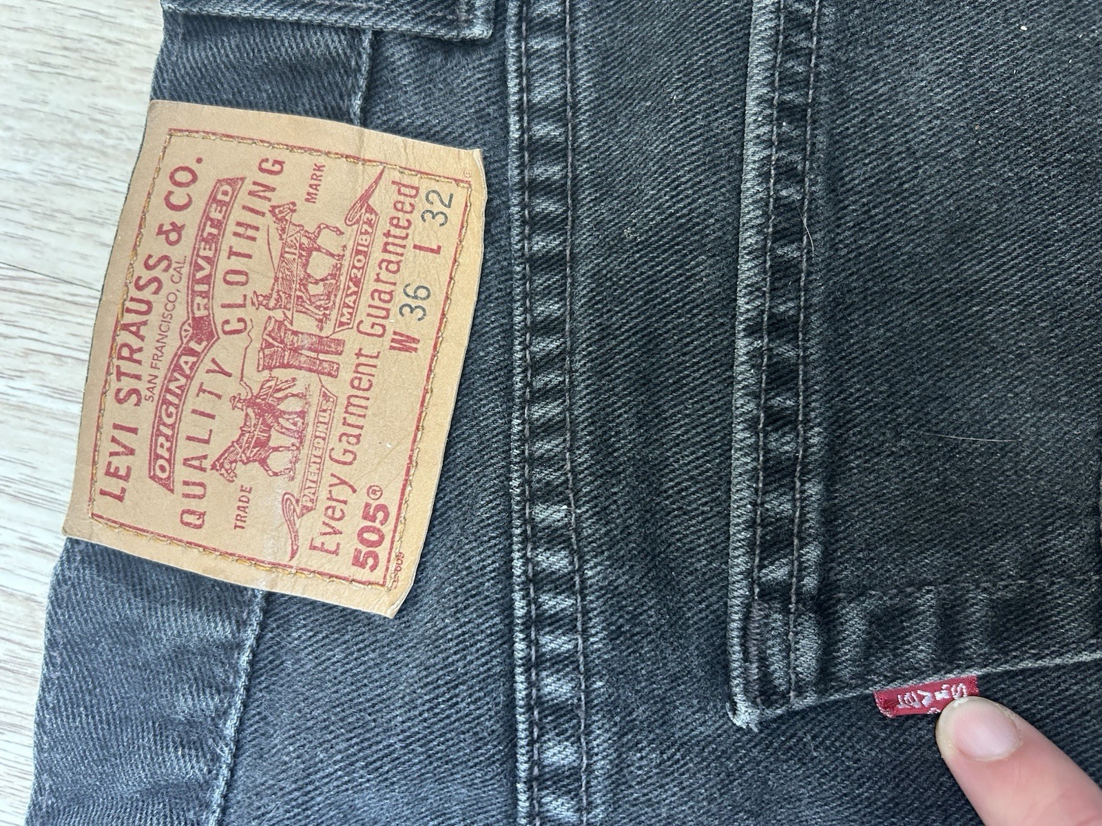 Vintage 90s Levis 501 Black Jeans Mens 36×32 Made in USA 501-0658 Button Fly