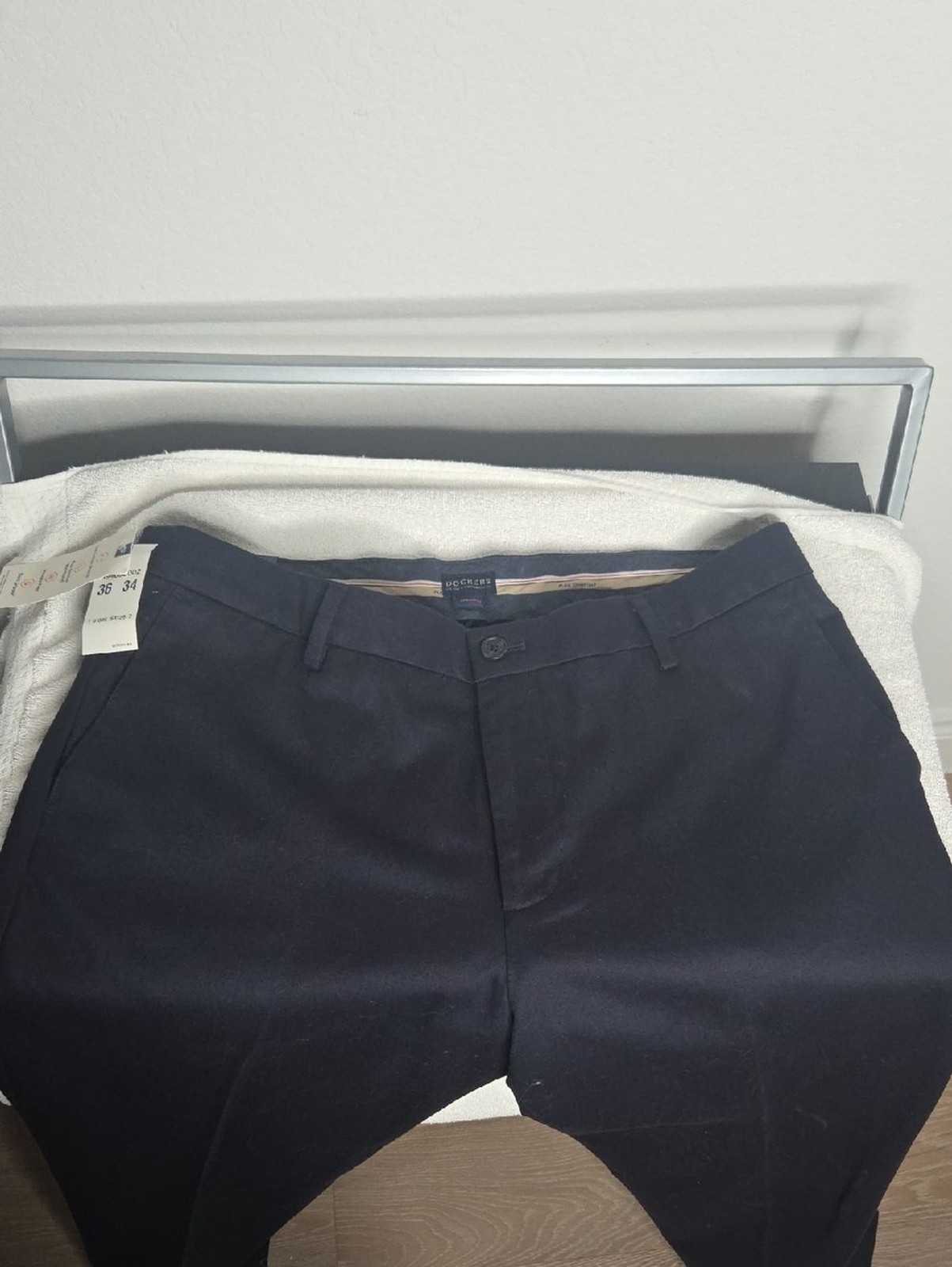 Dockers Signature Khaki Straight Fit Pants 36×34 NWT Navy Flat Front NWT