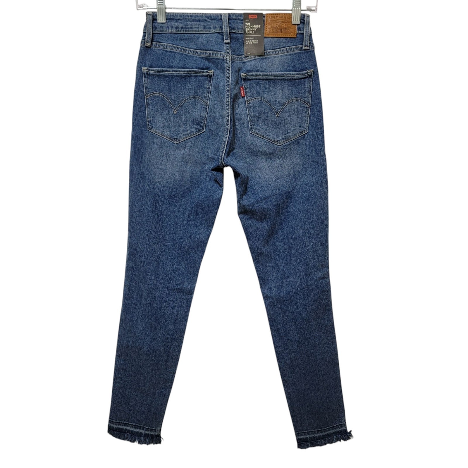 LEVI’S PREMIUM 721 High Rise Skinny Jeans Women’s 26 Off The Hook Distressed NWT