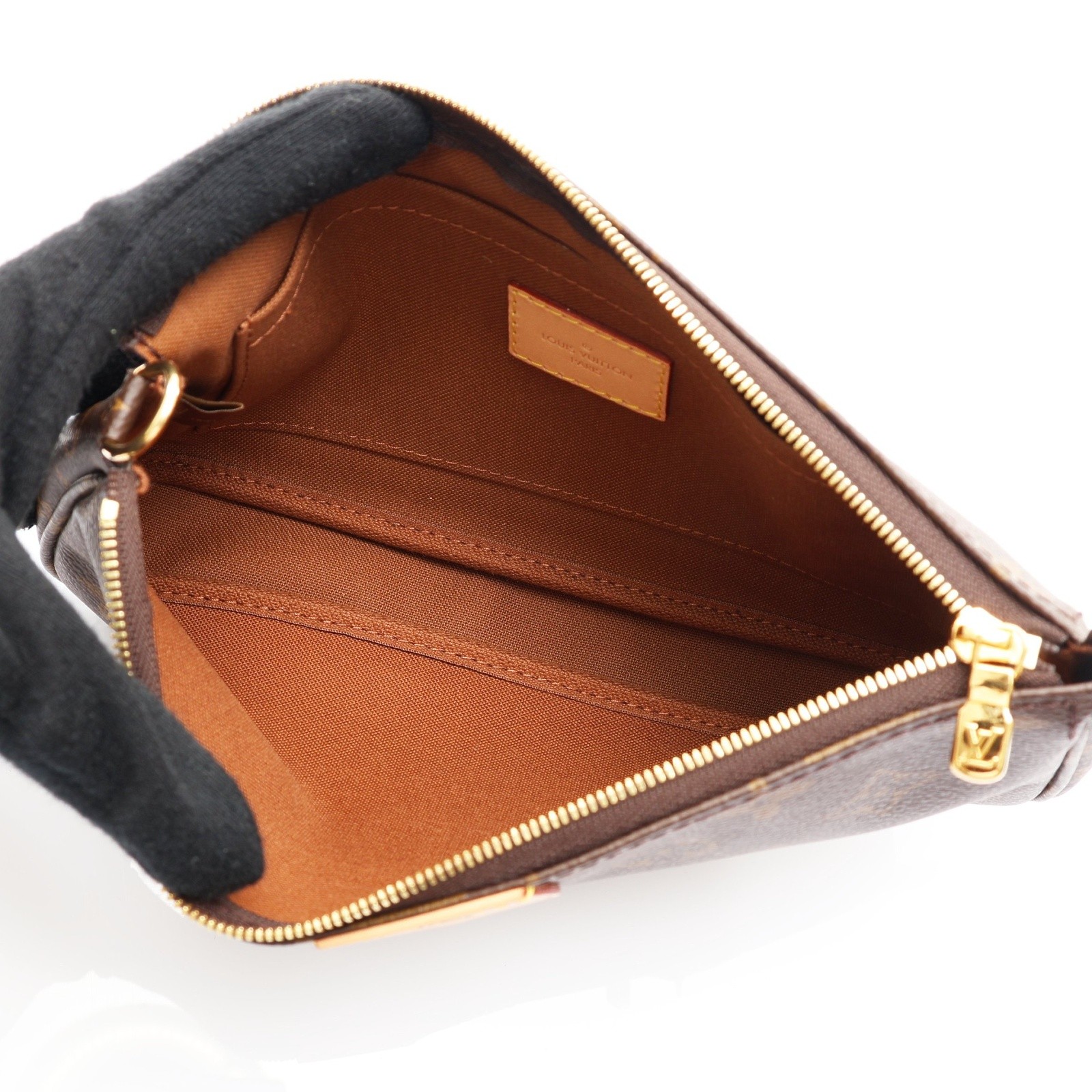 LOUIS VUITTON Multi Pochette Accessoires Shoulder Bag Monogram Brown M44813
