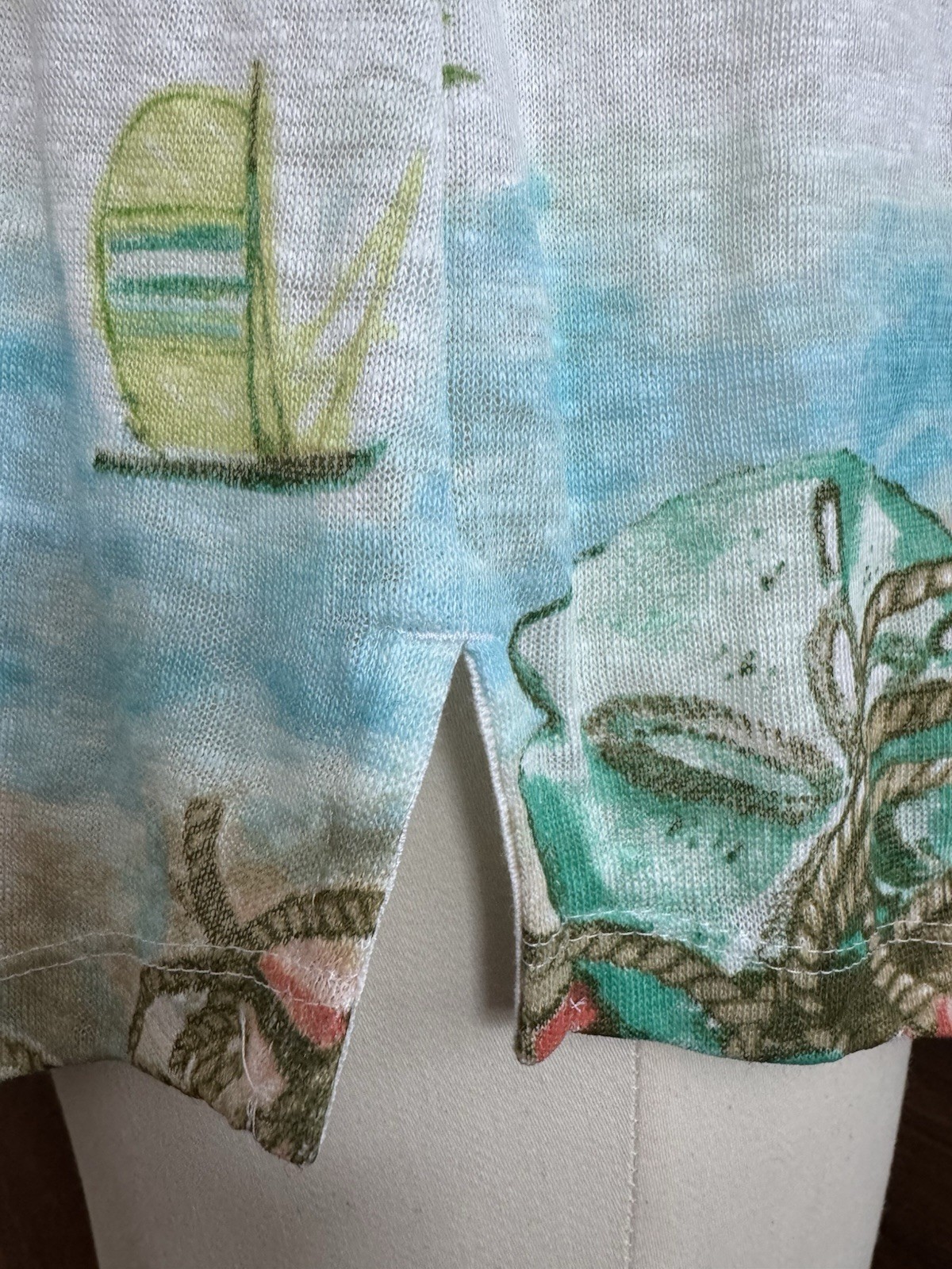 J.Jill 100% Linen Sleeveless Beach Scene Tank Size Medium