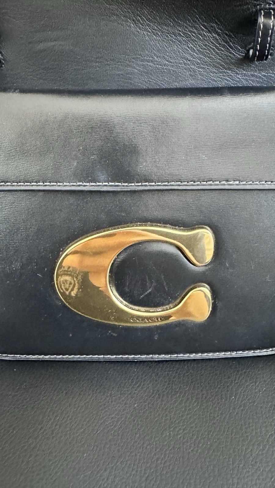 Coach Black Crossbody Bag Gold Hardware C Logo Snap Closure Detachable Strap