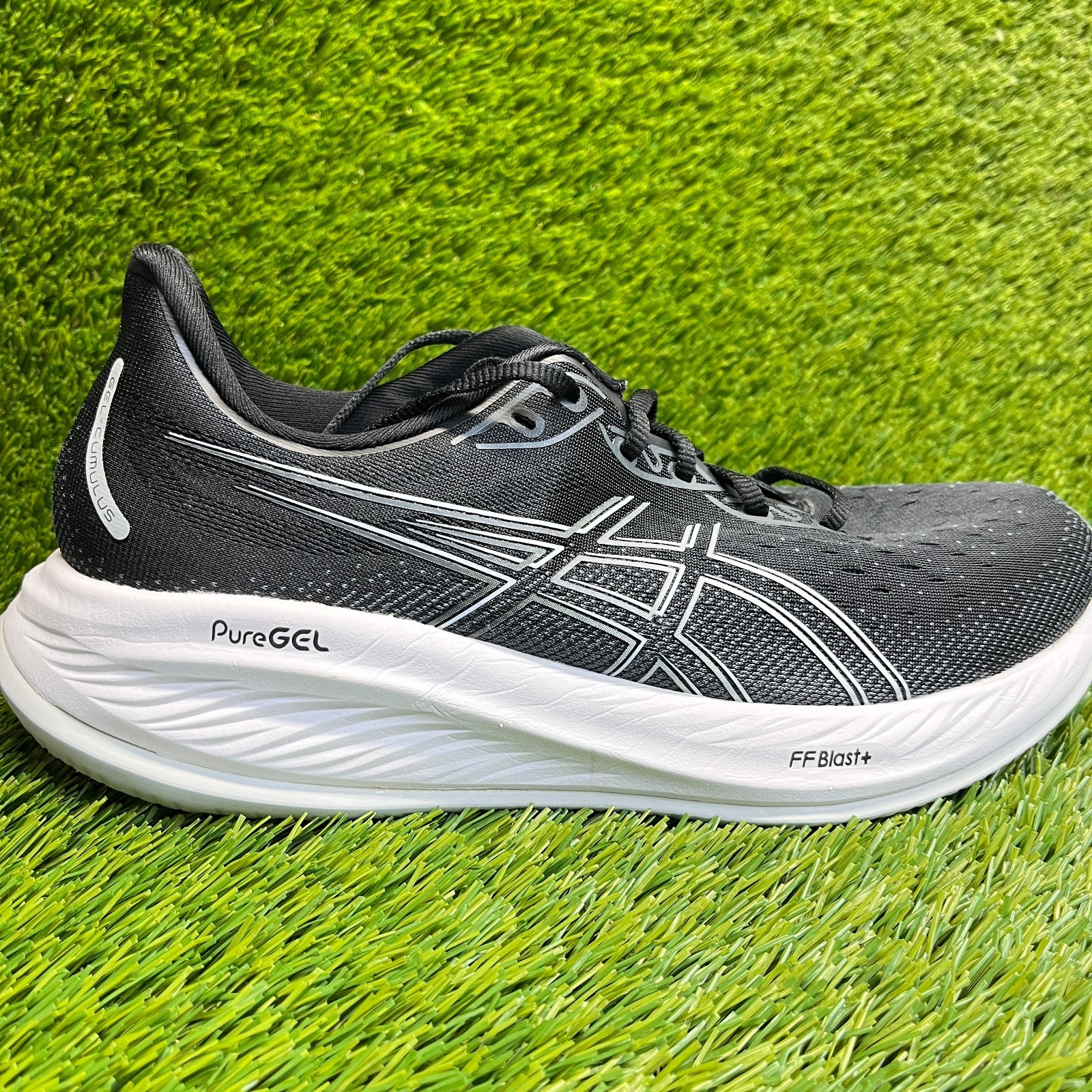 Asics Gel-Cumulus 26 Mens Size 10 Black White Athletic Running Shoes Sneakers