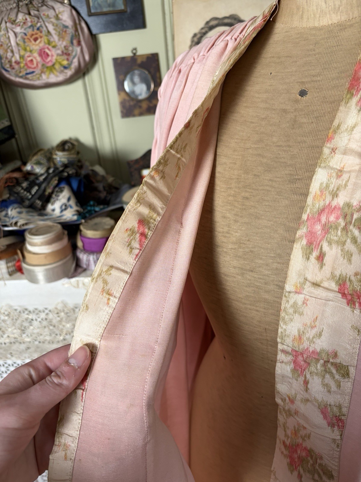Antique Edwardian Dressing Gown Robe, Shirred Shoulders, Watered Roses Trim