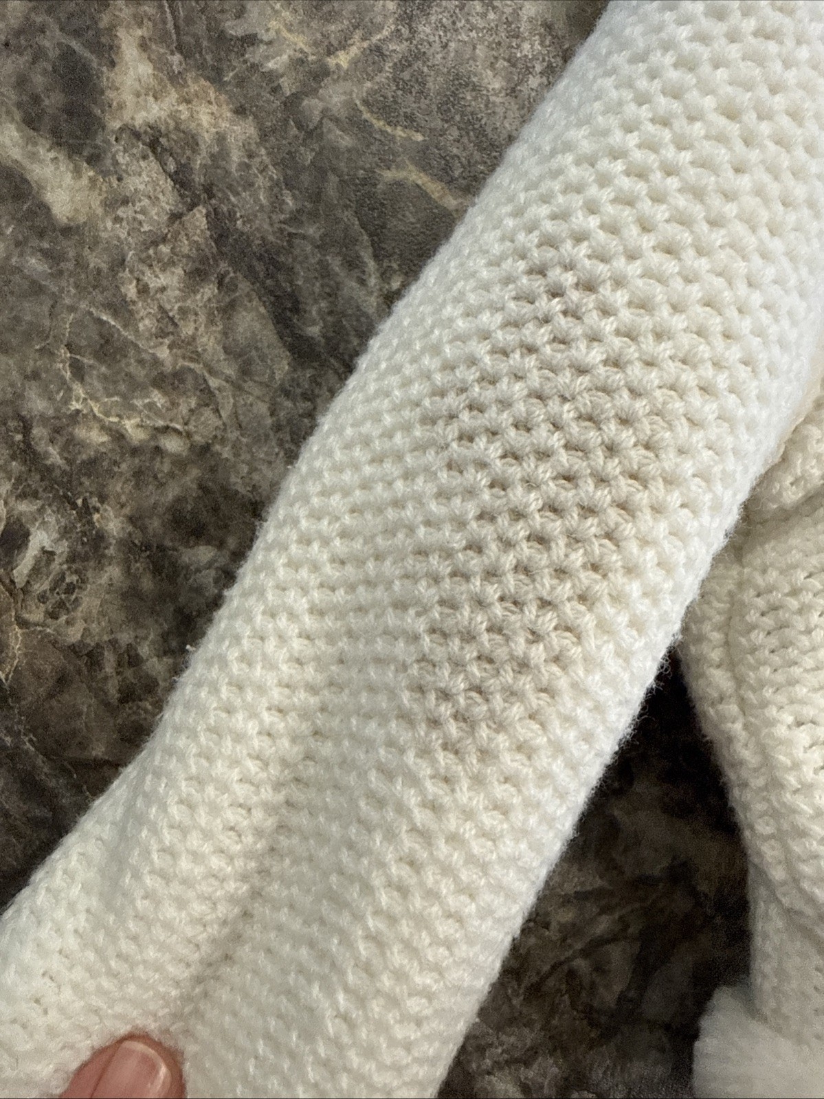 “Tommy Bahama” 3-6 Month White Knitted A Sharpa Fur Coat Hood *Stain