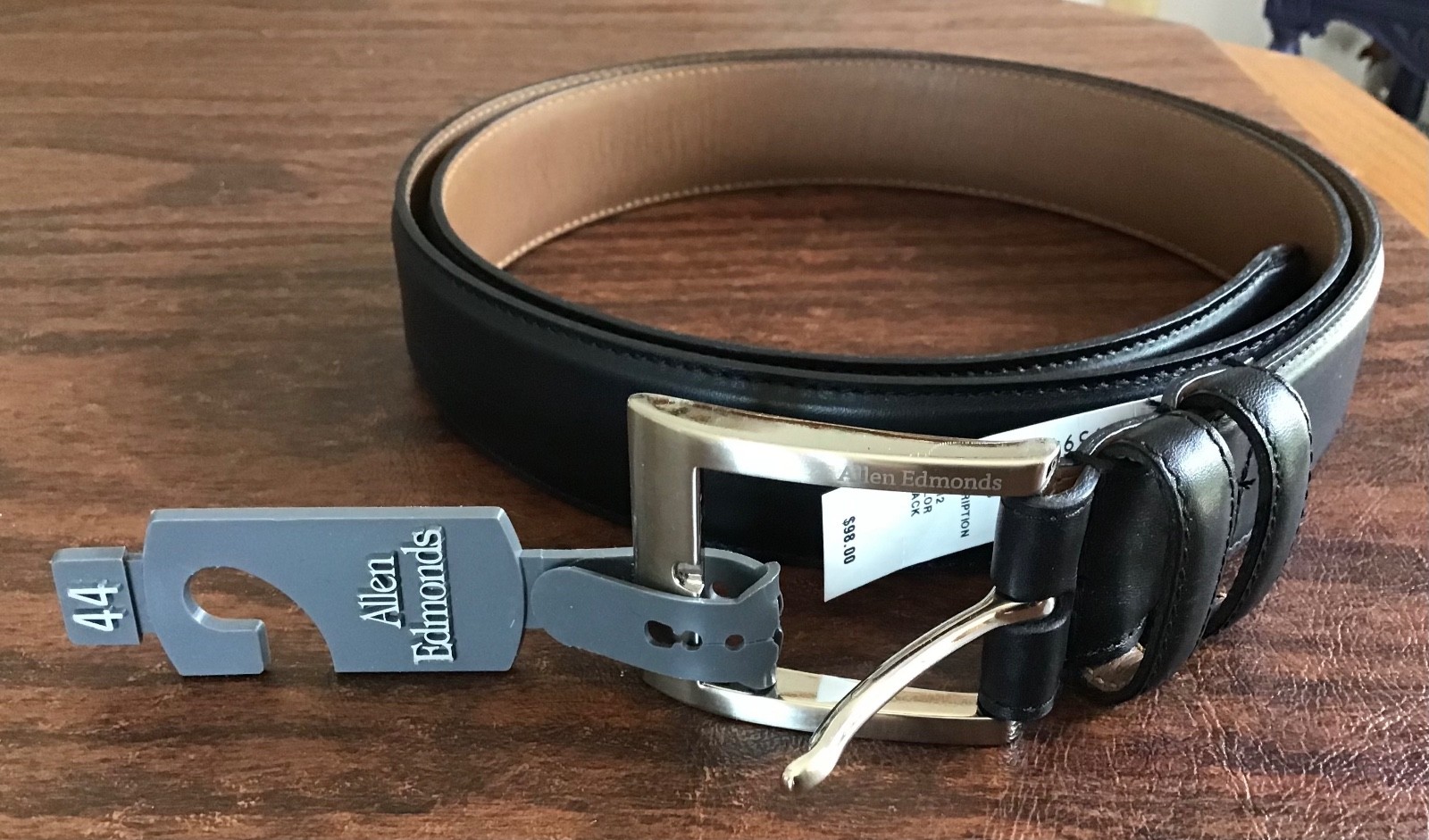 ALLEN EDMONDS BLACK LEATHER BELT, SIZE 44, BRAND NEW, MADE IN USA