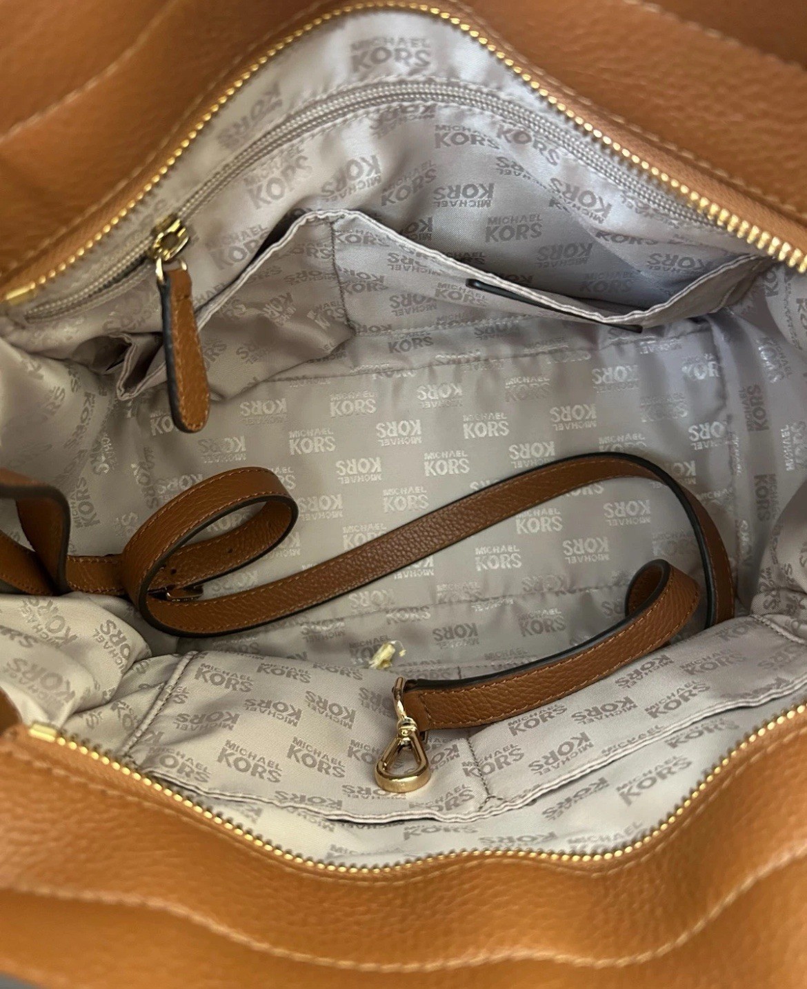 Michael Kors Hamilton Satchel Leather Bag Brown Gold Chain Emblem Excellent Cond