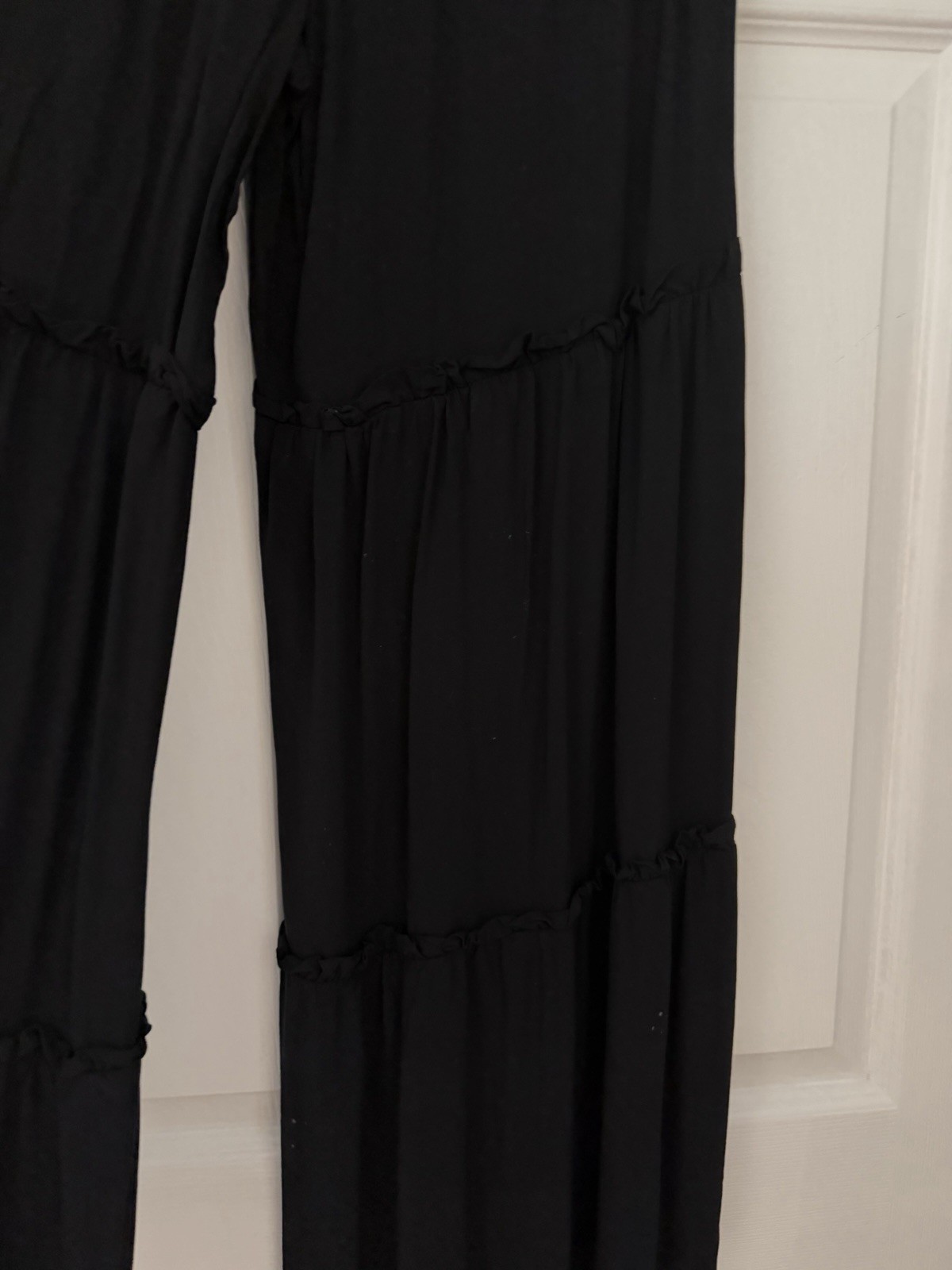 CeCe Women’s Black Solid Wide-Leg Pants w/ Ruffle, Elastic Waist, Size S