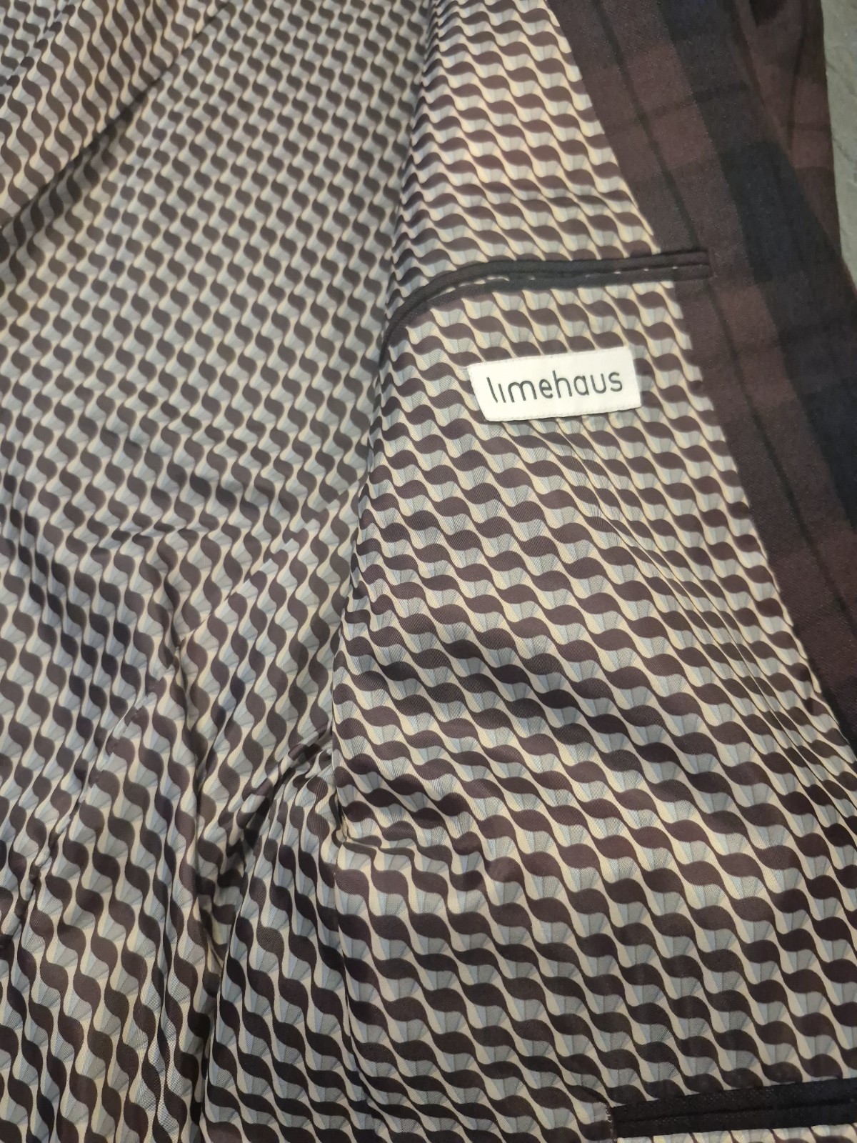 Limehaus Plum Slim Fit Check Suit Jacket, Size 38R BNWT