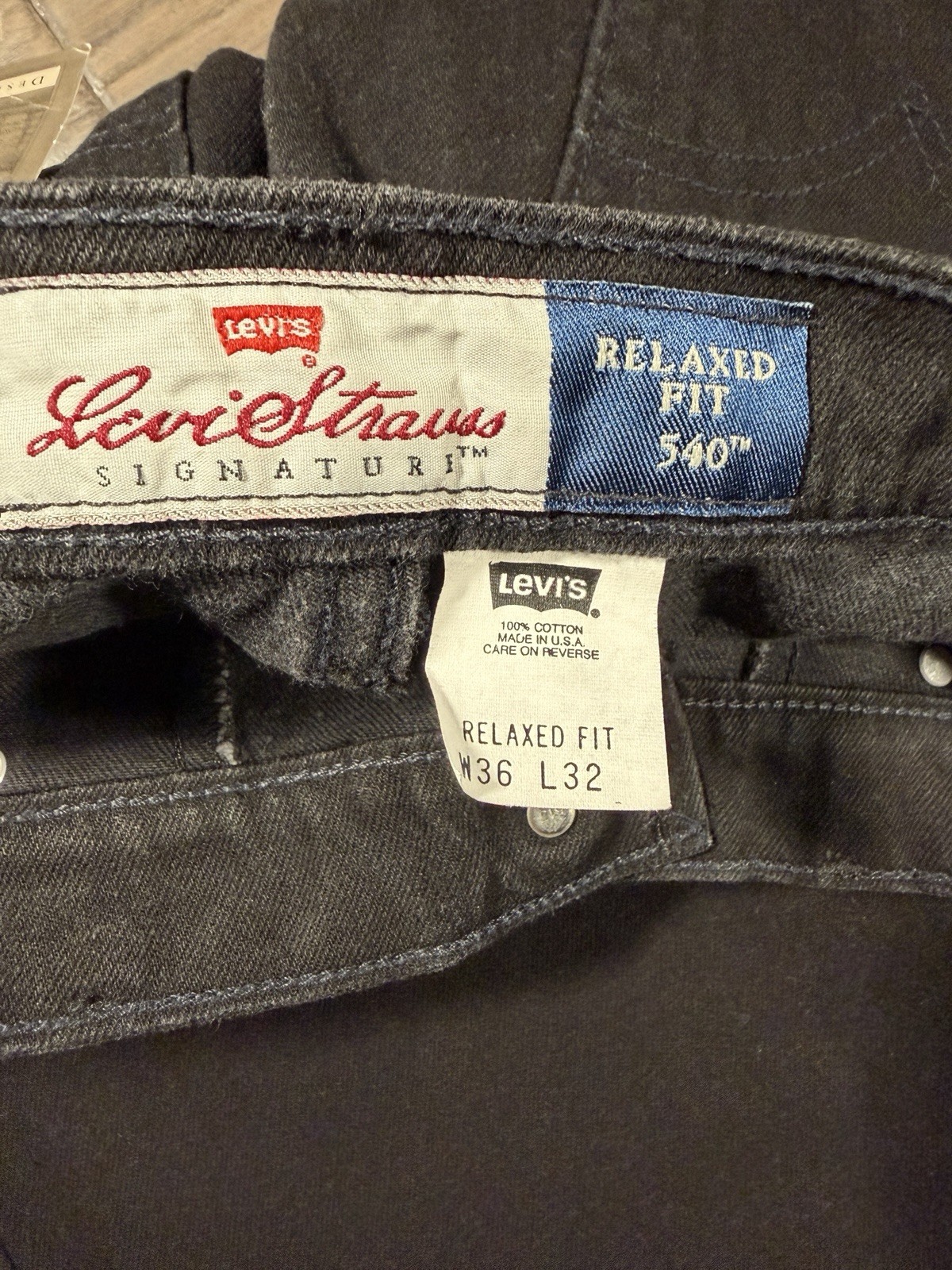 NWT Vintage 90s Levi’s Signature 540 Relaxed Fit Jeans Black 36X32 USA Made