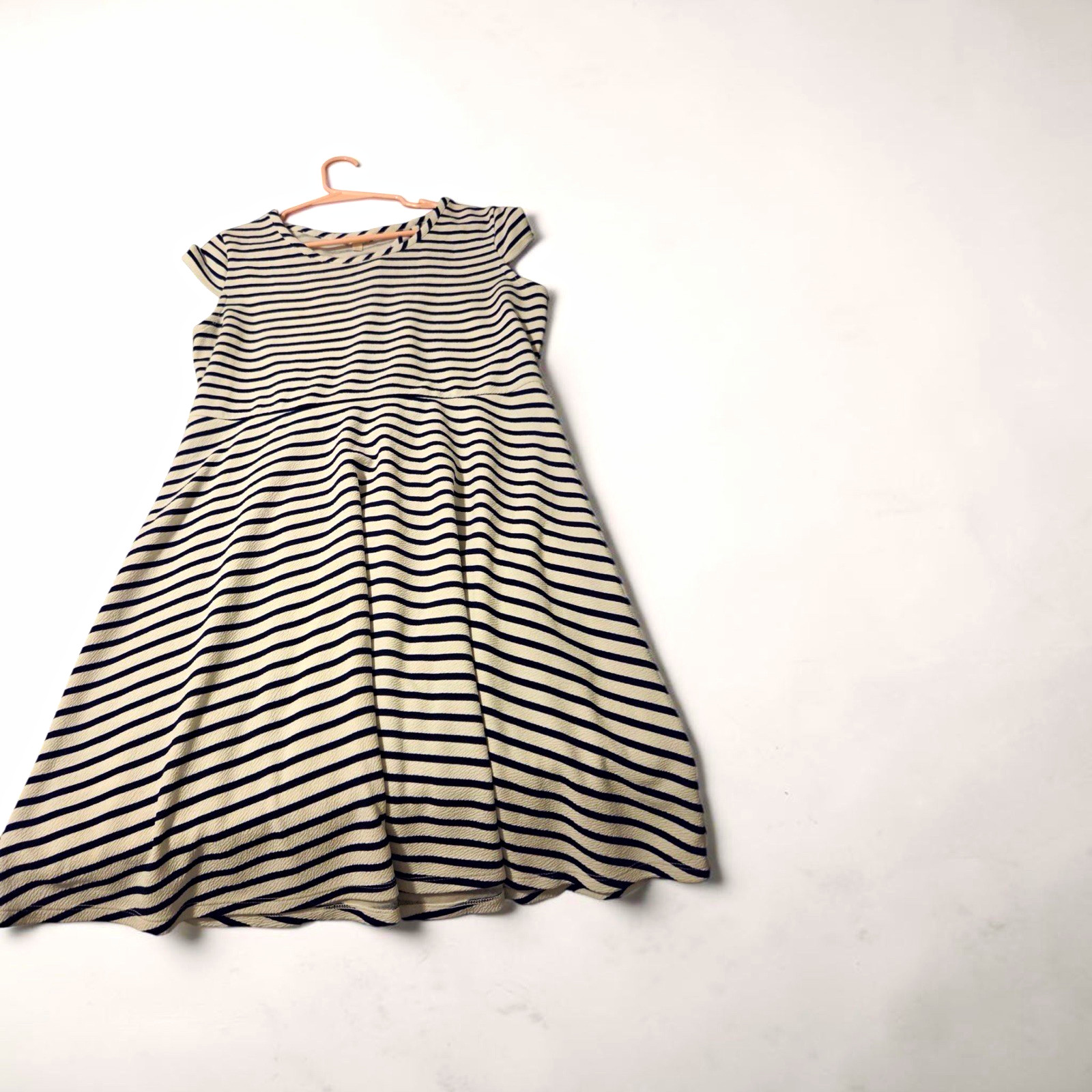 Women’s Black & White Striped Knit A-Line Dress, Cap Sleeve, XL