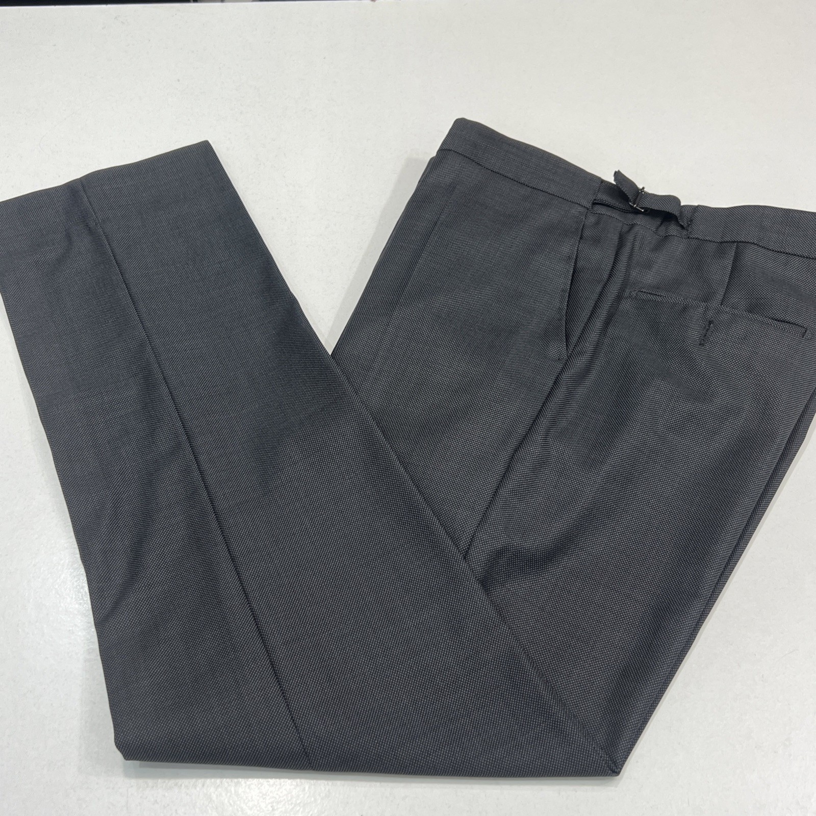 Mark Stephen London Men’s Italian Fabric Wool Suit – Slim Fit – C40L W36 L32