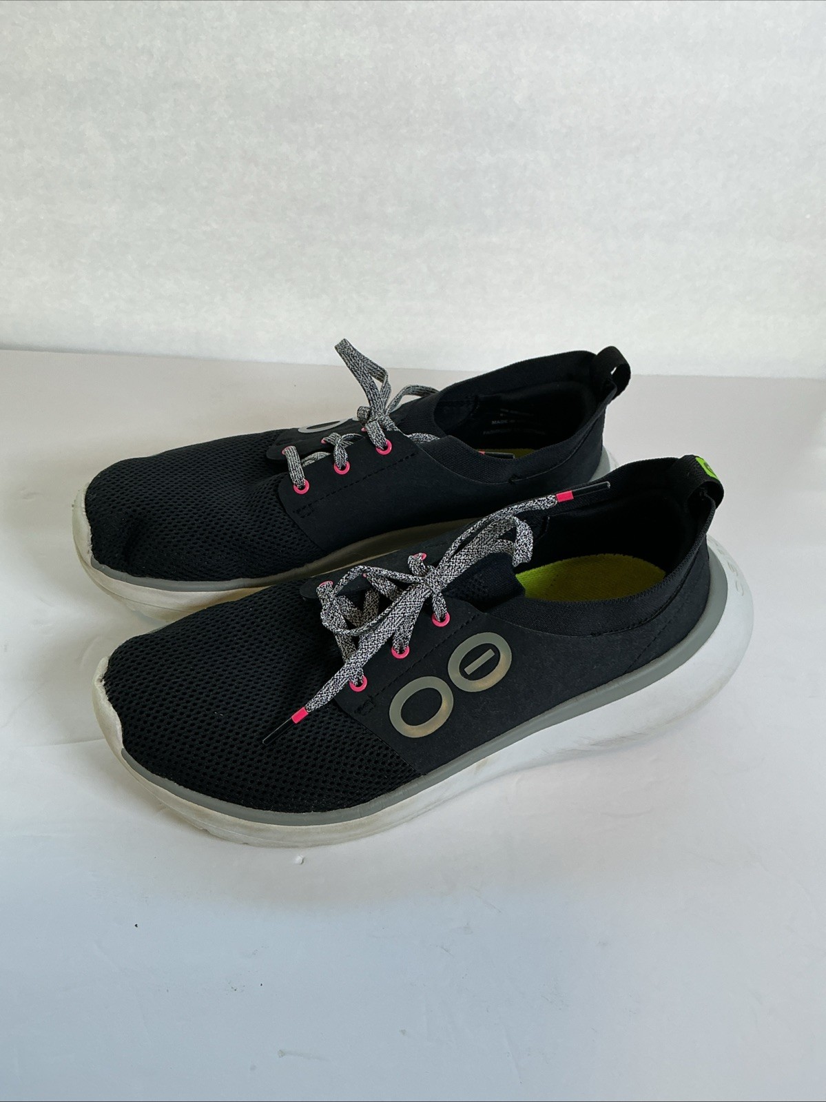 OOFOS OOmy Stride Black Synthetic White Lace Up Comfort Shoes Women 8.5US/39.5EU