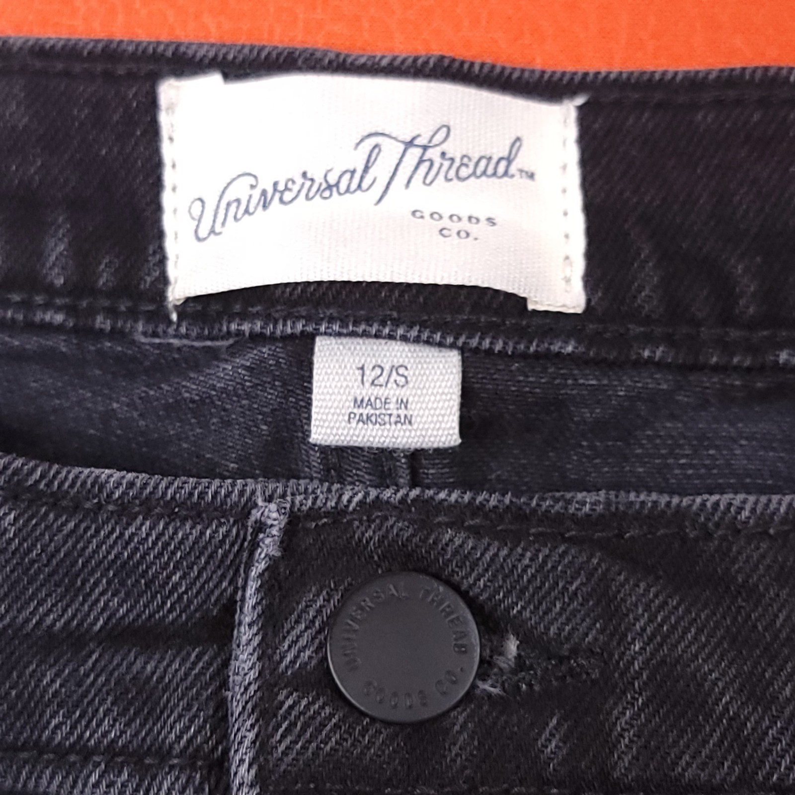 NWT Universal Thread Women’s Stretch High-Rise Flare Jeans Black Size 12 Short