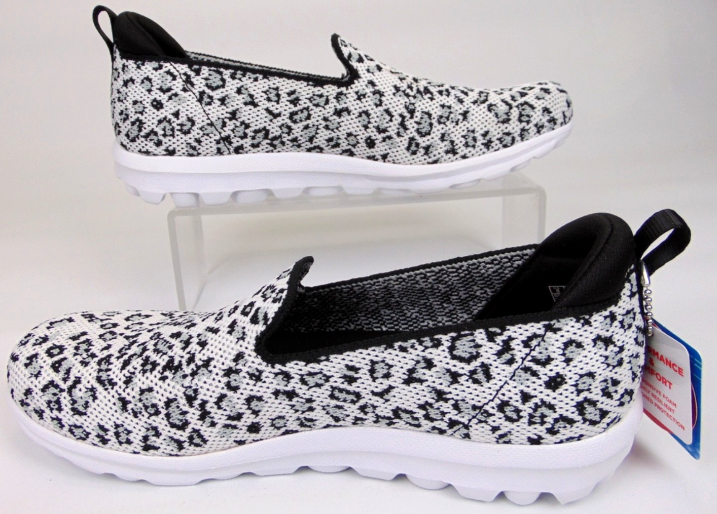 NEW Skechers GOwalk Stretch Fit Comfort Shoes Women’s Size 8.0 M, Gray Sneakers