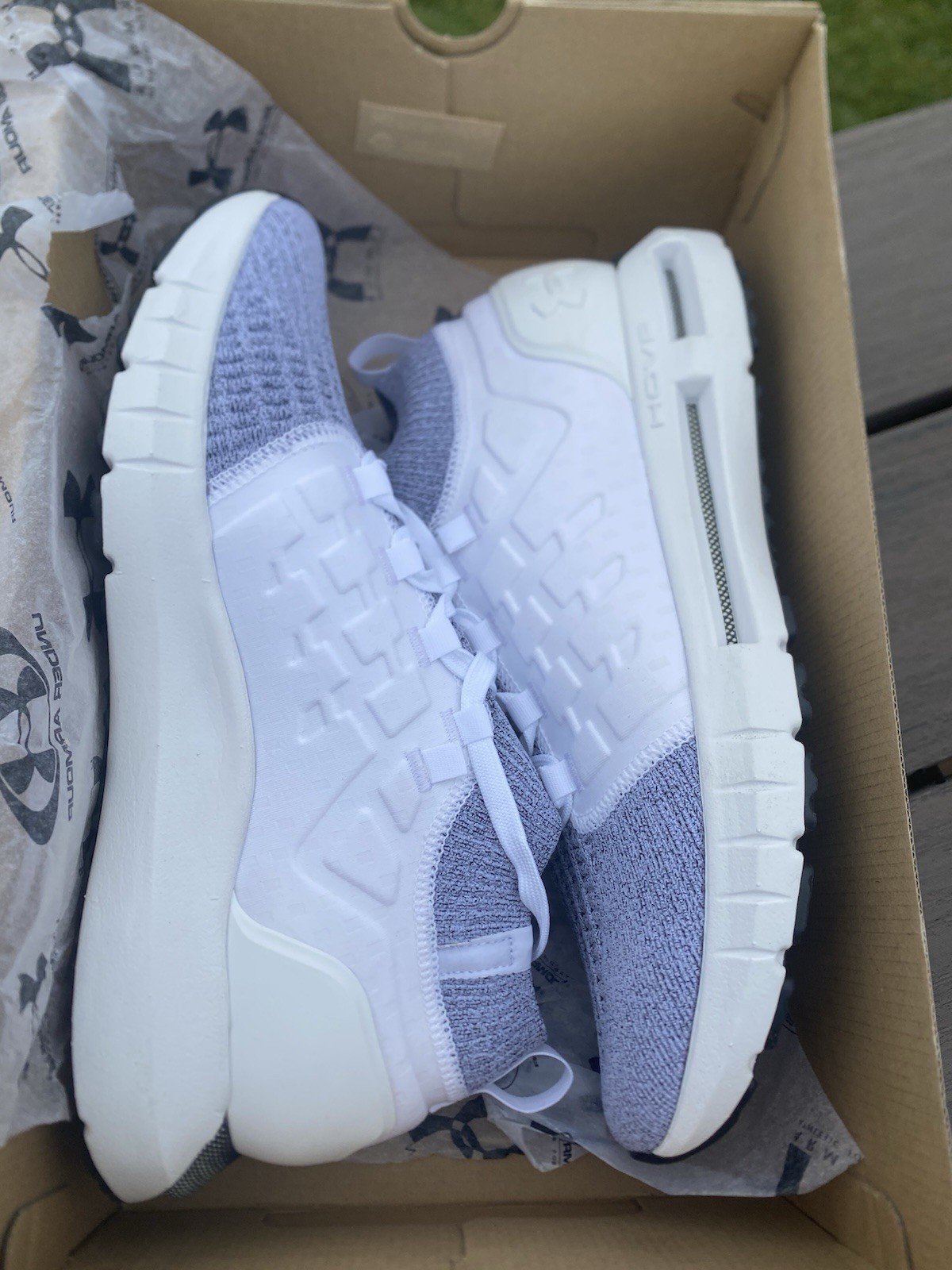 Under Armour HOVR Phantom 1 Size M13 / W14.5 3028384-100 White/Gray BNIB