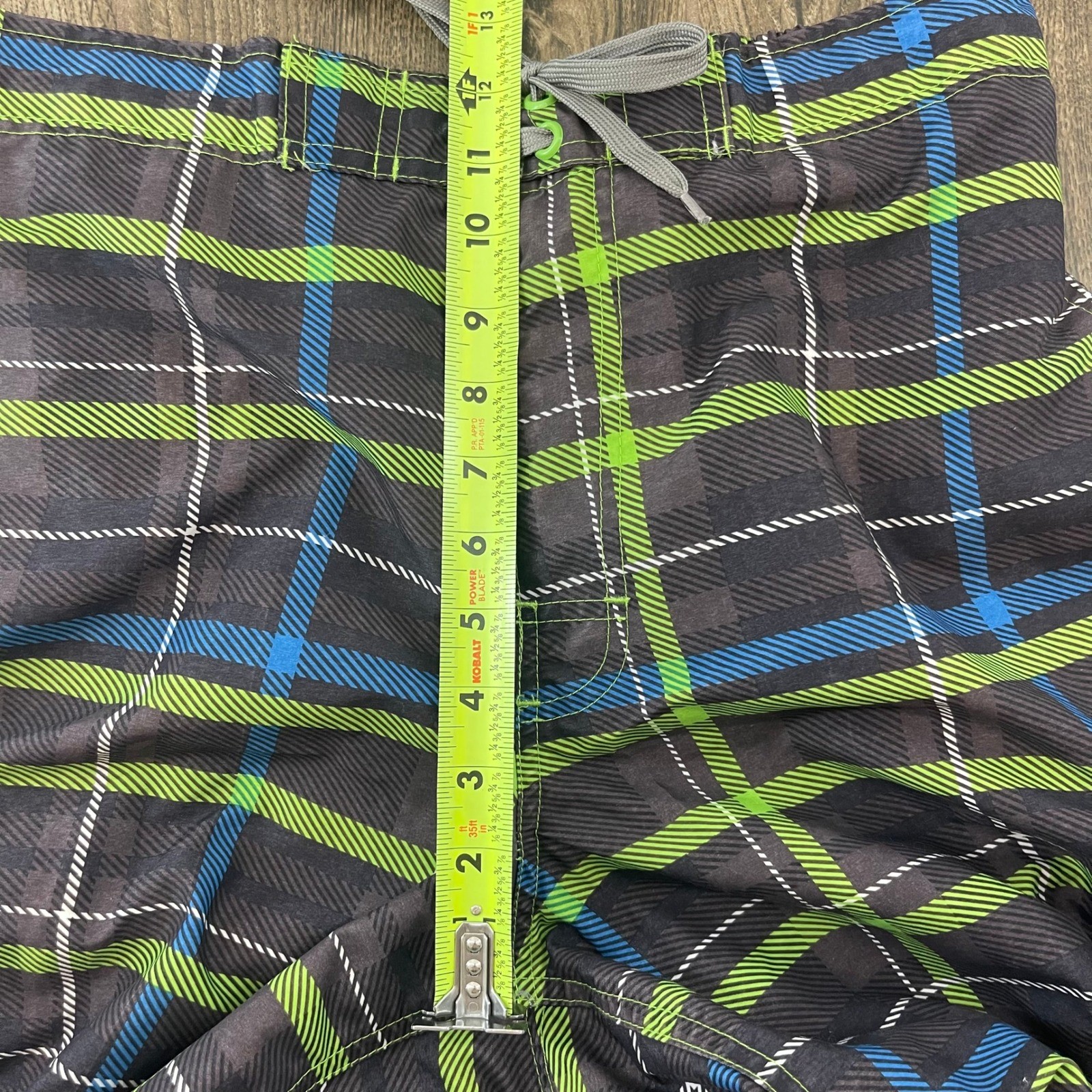 Y2K Airwalk Board Shorts Mens M Black Neon Green Blue Plaid Cargo Swim VTG