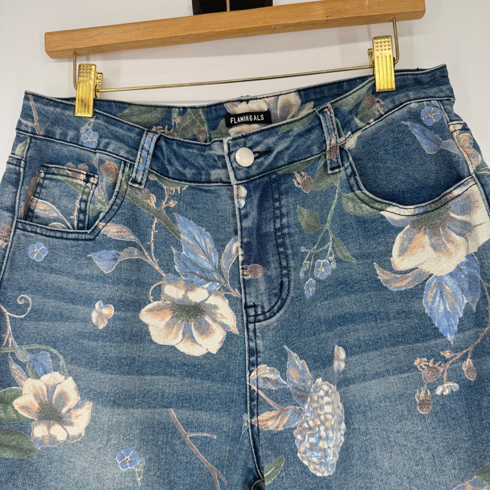 Flamingals Floral Denim Shorts XL Cotton Stretch Bermuda Cottagecore Botanical