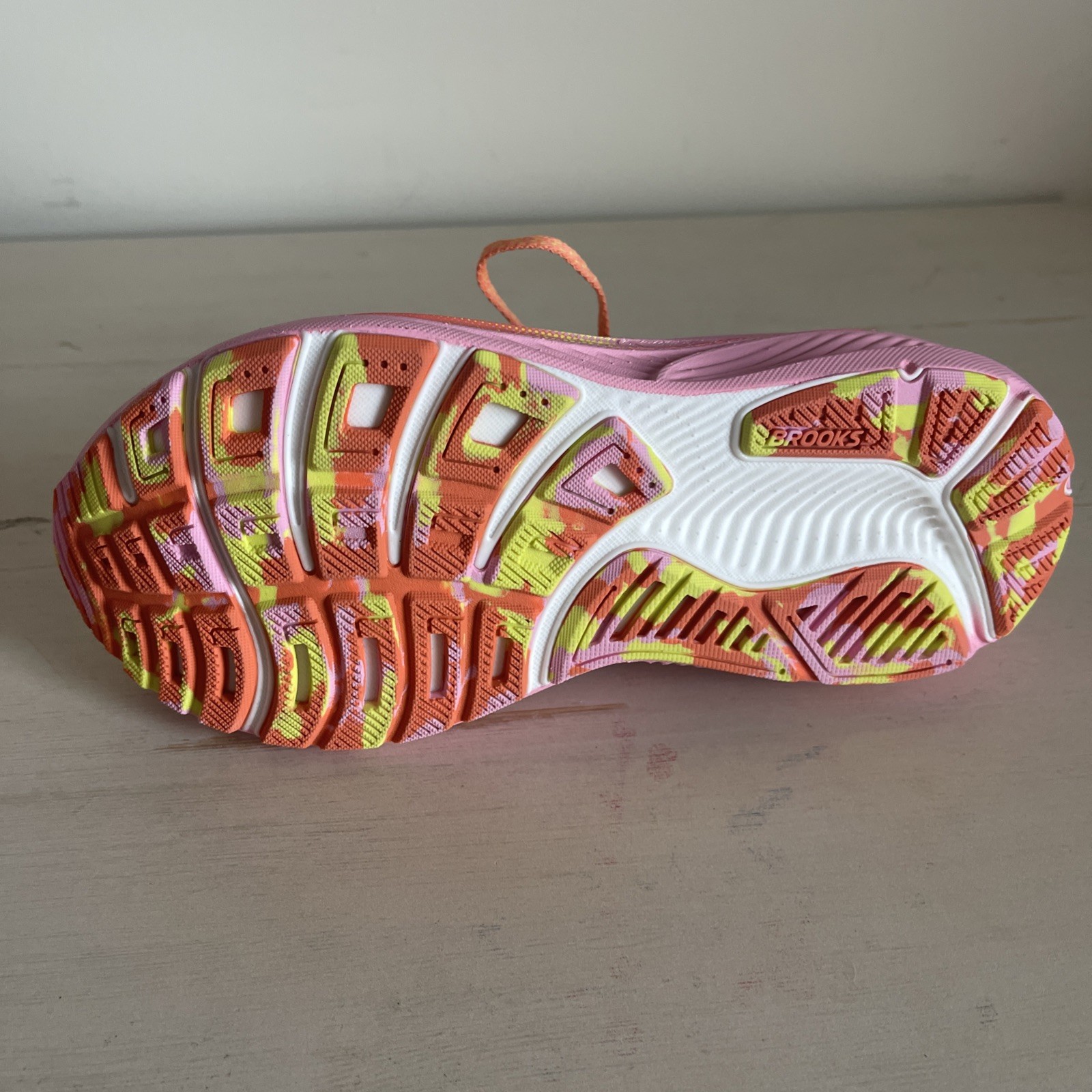 Brooks Women’s Ghost 17 Two Color Schemes to Pick From Each $95 Brand New!
