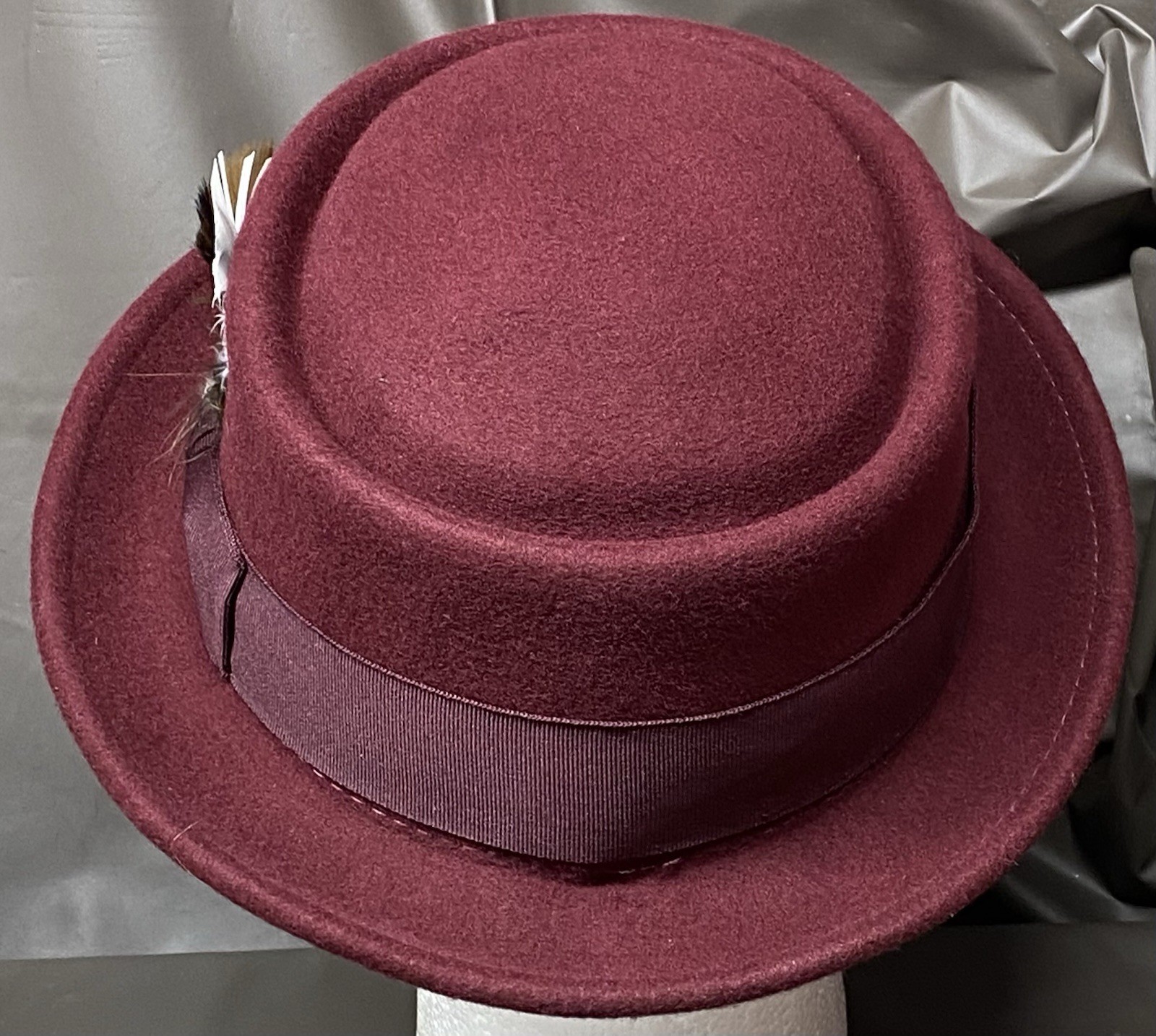 Different Touch Burgundy Pork Pie Hat 100% Wool Felt Stingy Brim Feather Large