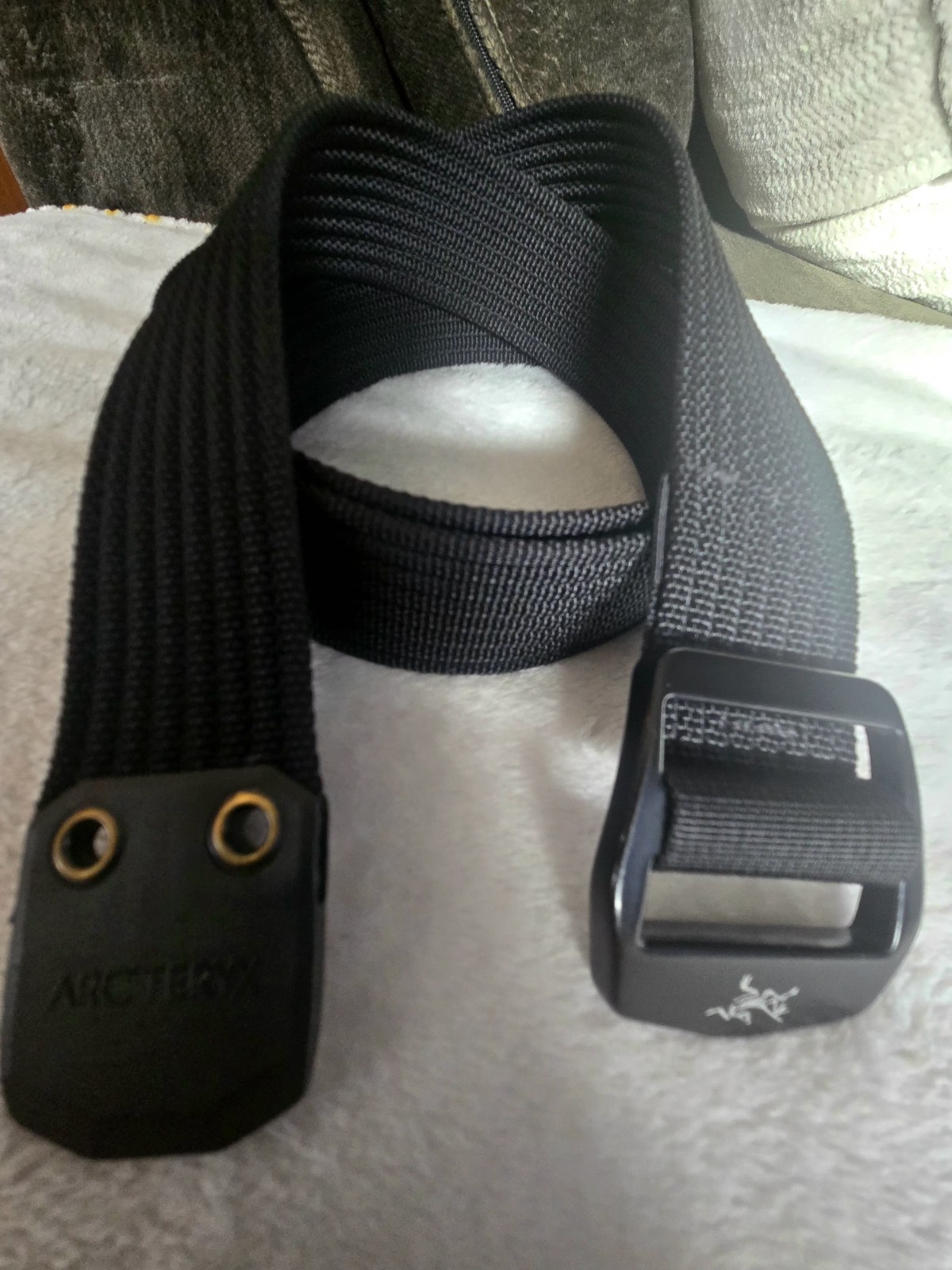 Arc’teryx Black Adjustable Webbed Belt 1.5 in Buckle Logo