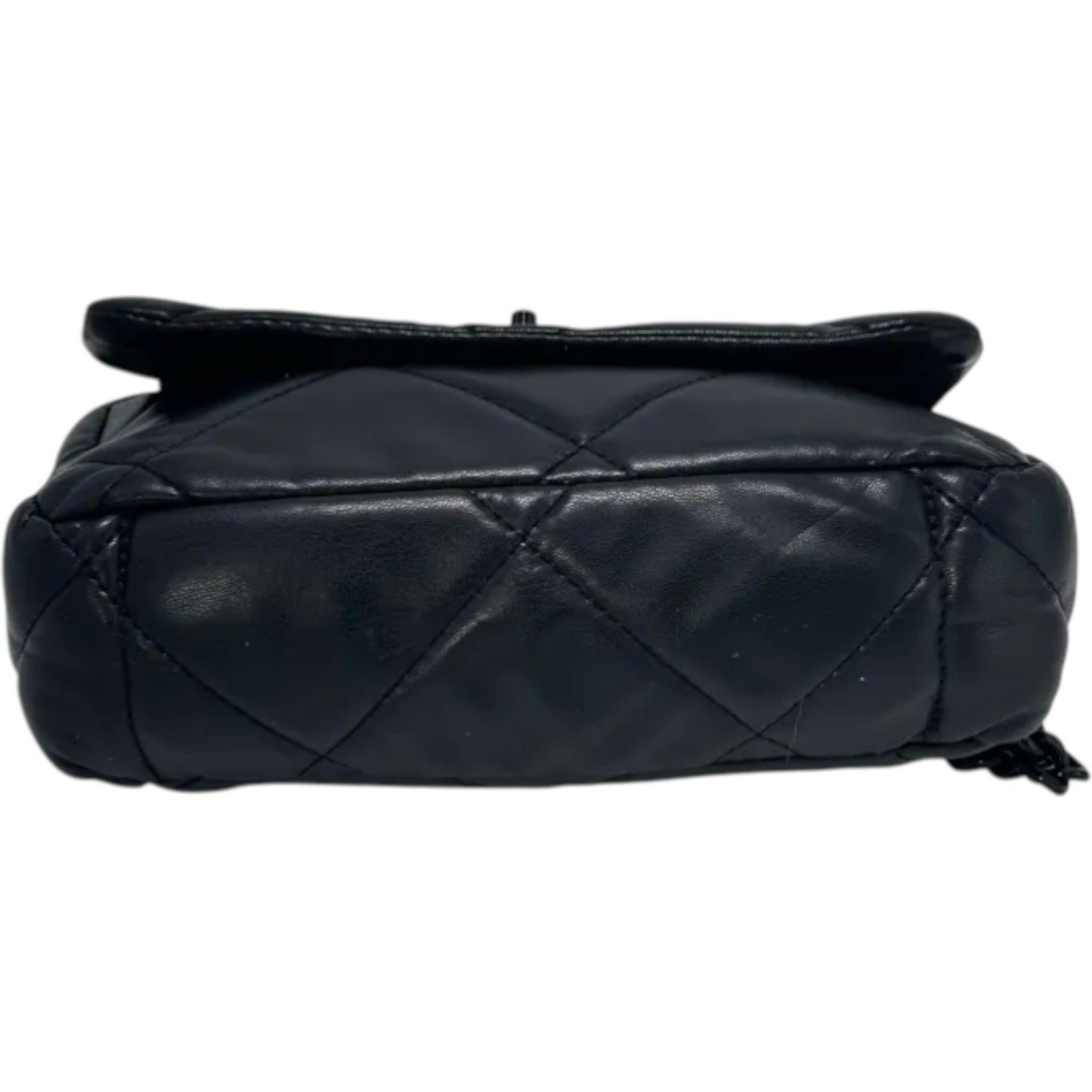 Badgley Mischka Black Quilted Chain Strap Crossbody Faux Leather Dark Feminine