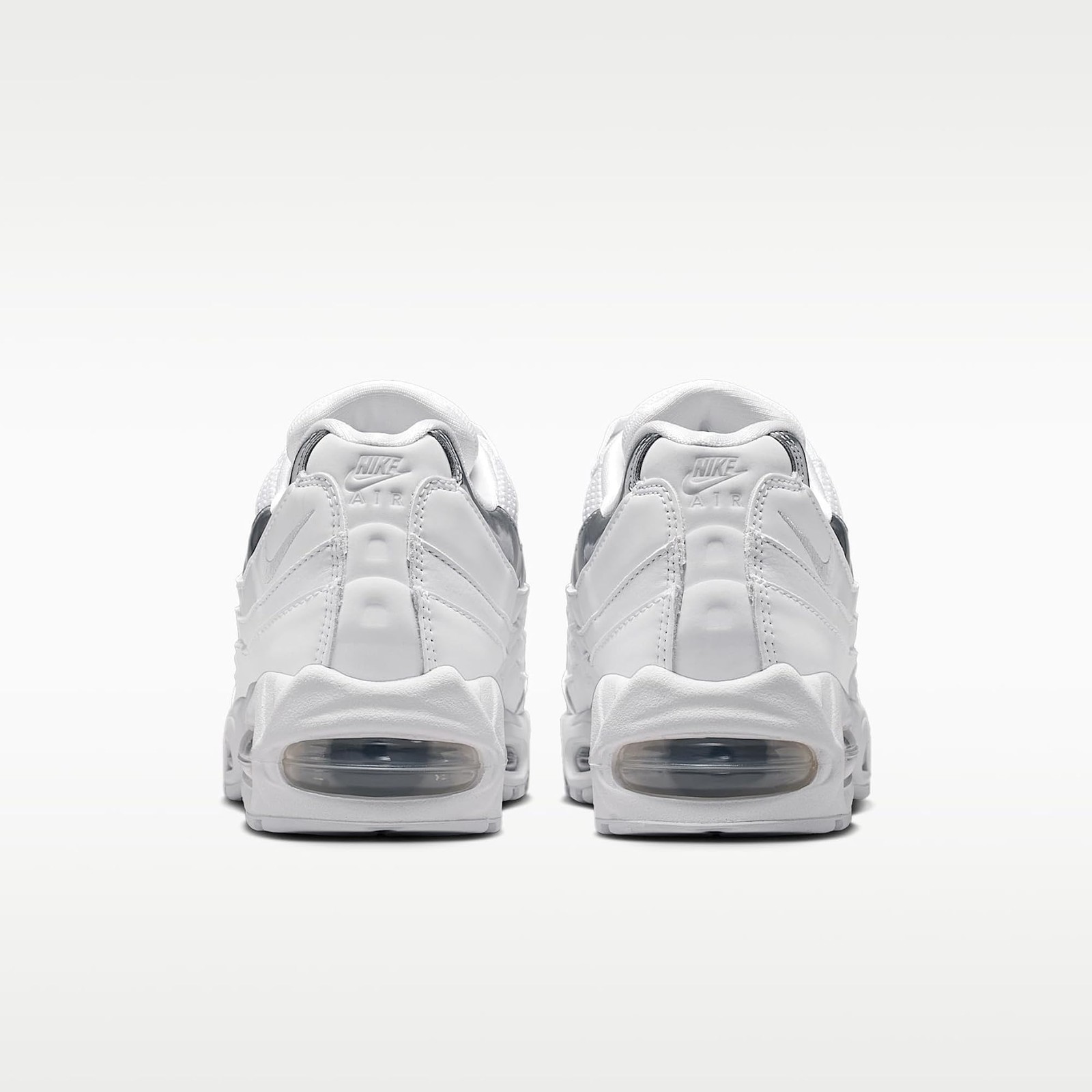 Nike Air Max 95 SE Women’s Shoes (White/Light Charcoal/Metallic Silver/Pure Plat